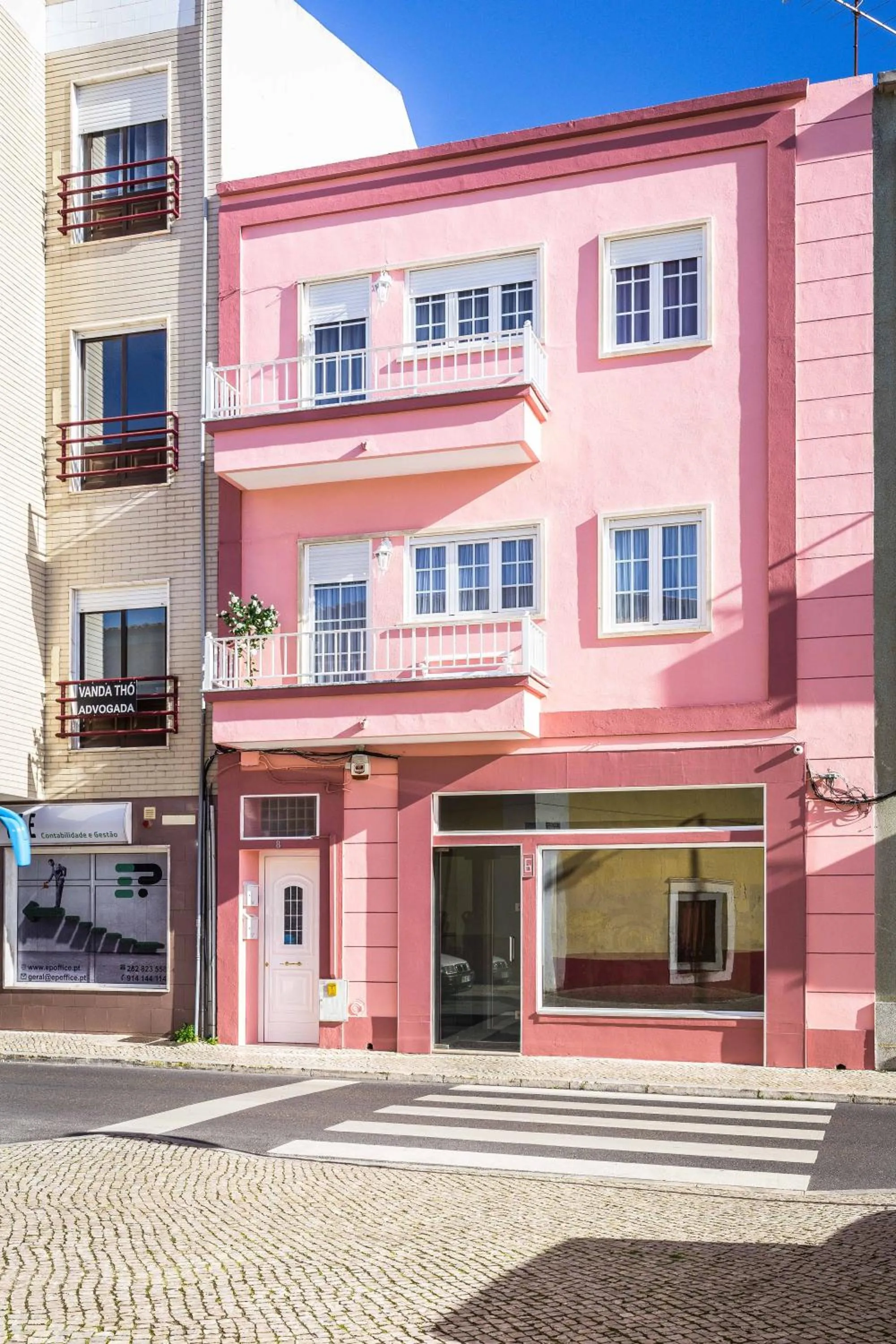 Facade/entrance in Dream city home 2