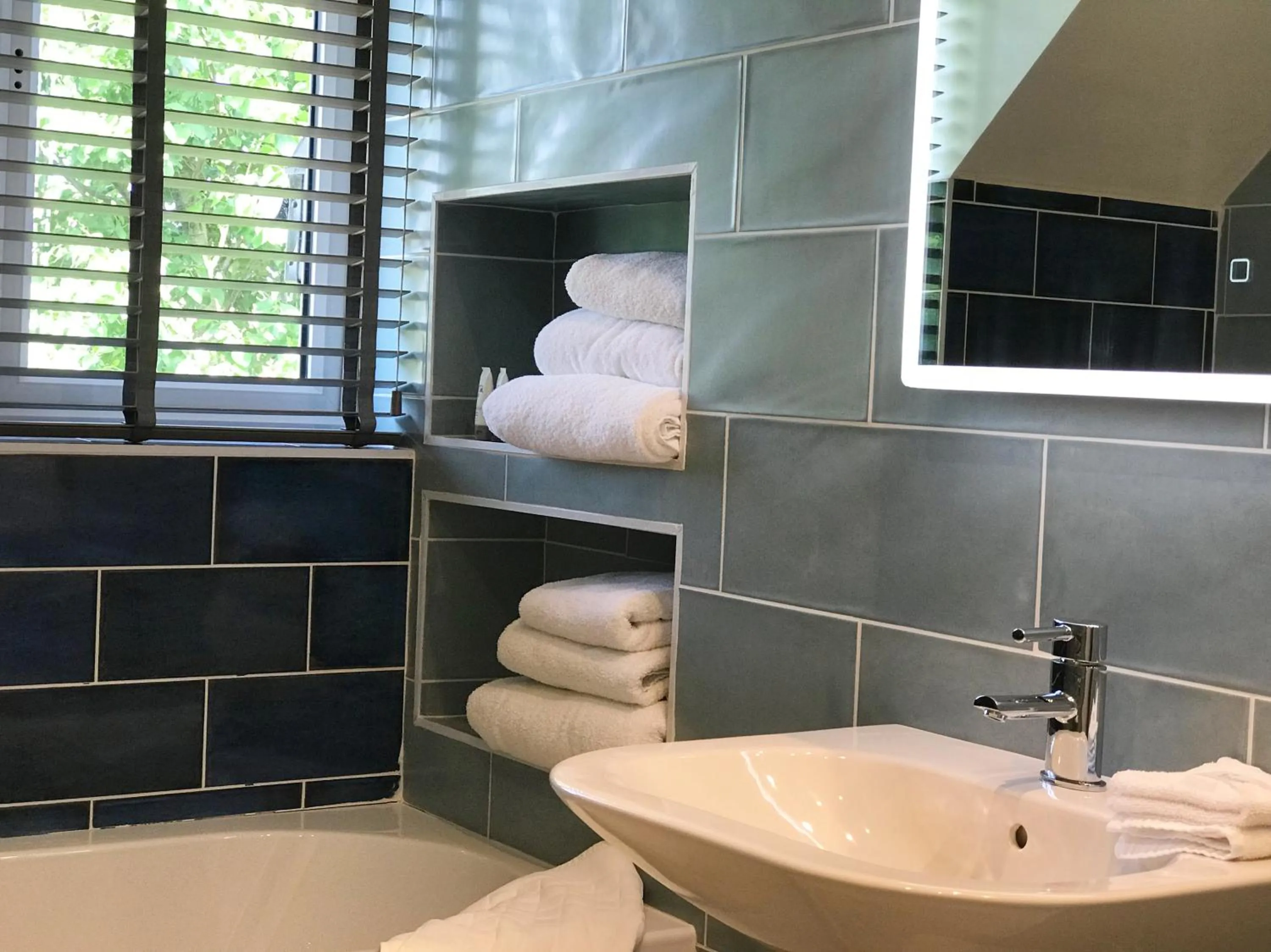 Bathroom in The Cottages at Crouchers Orchards