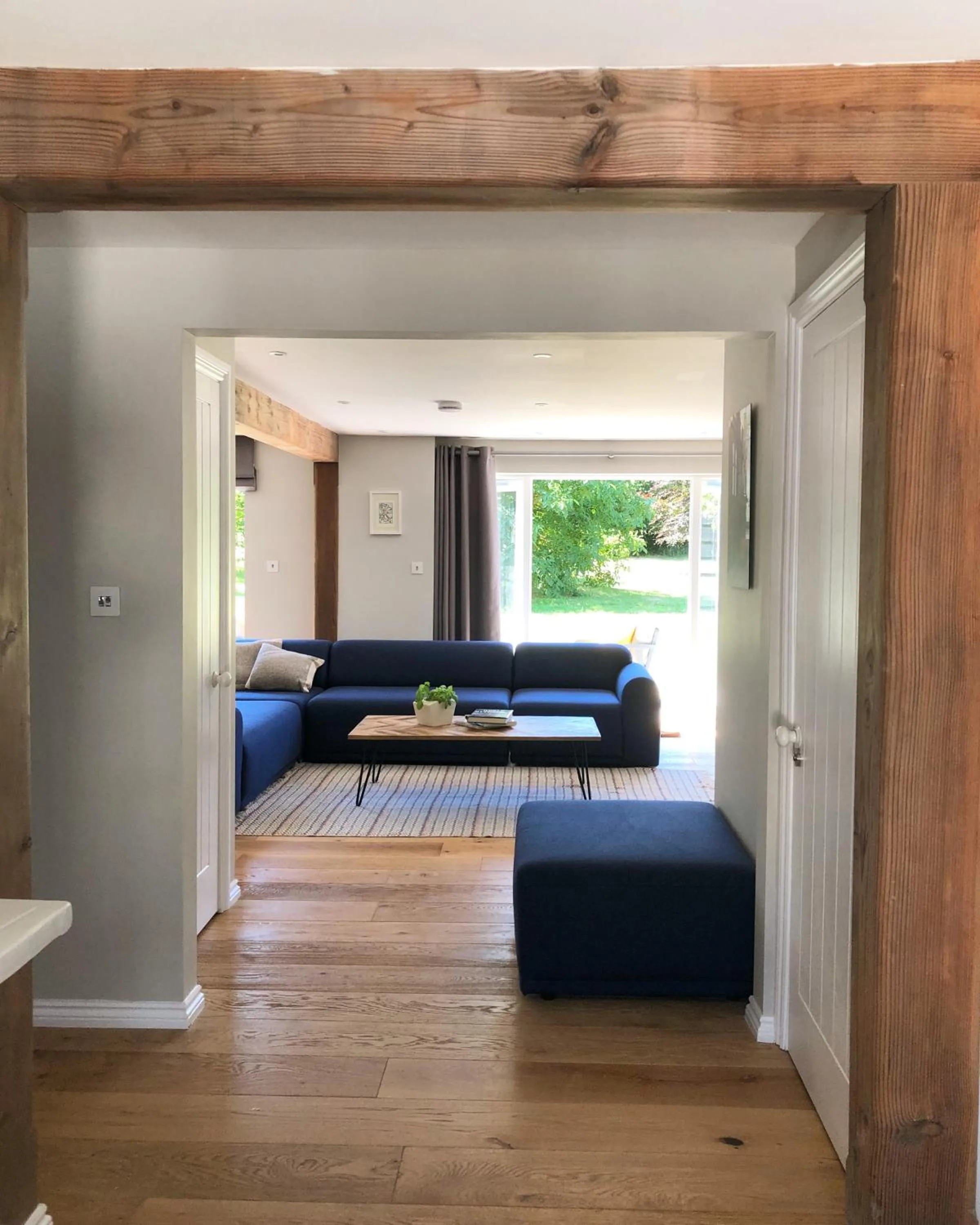 Living room, Bed in The Cottages at Crouchers Orchards