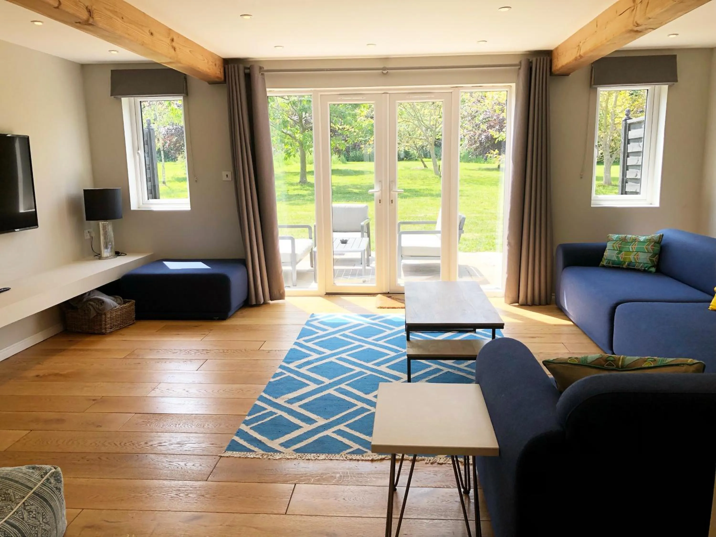 Garden in The Cottages at Crouchers Orchards