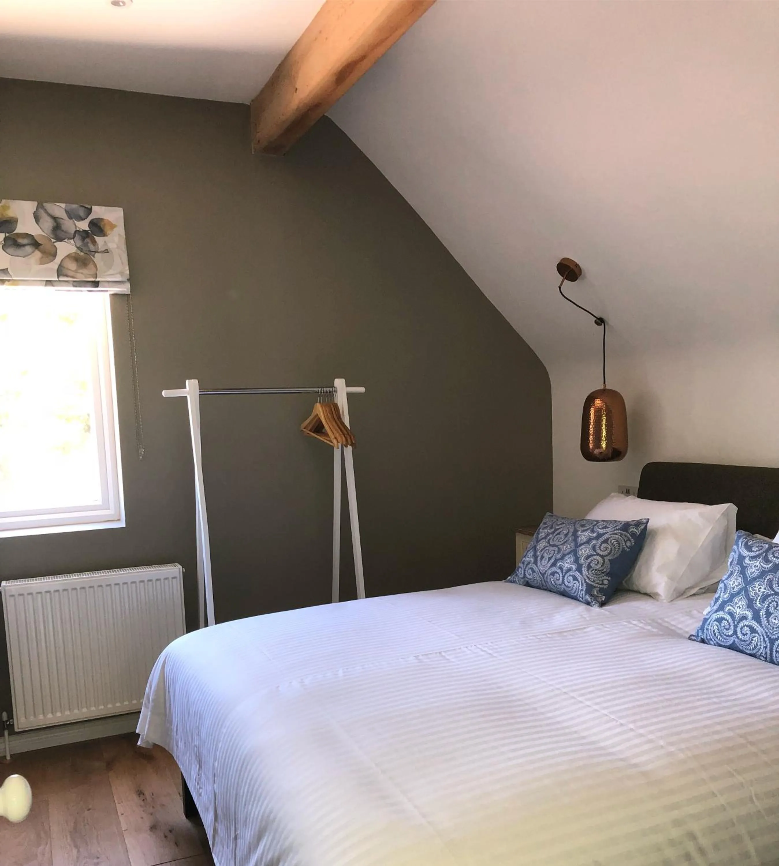 Bed in The Cottages at Crouchers Orchards