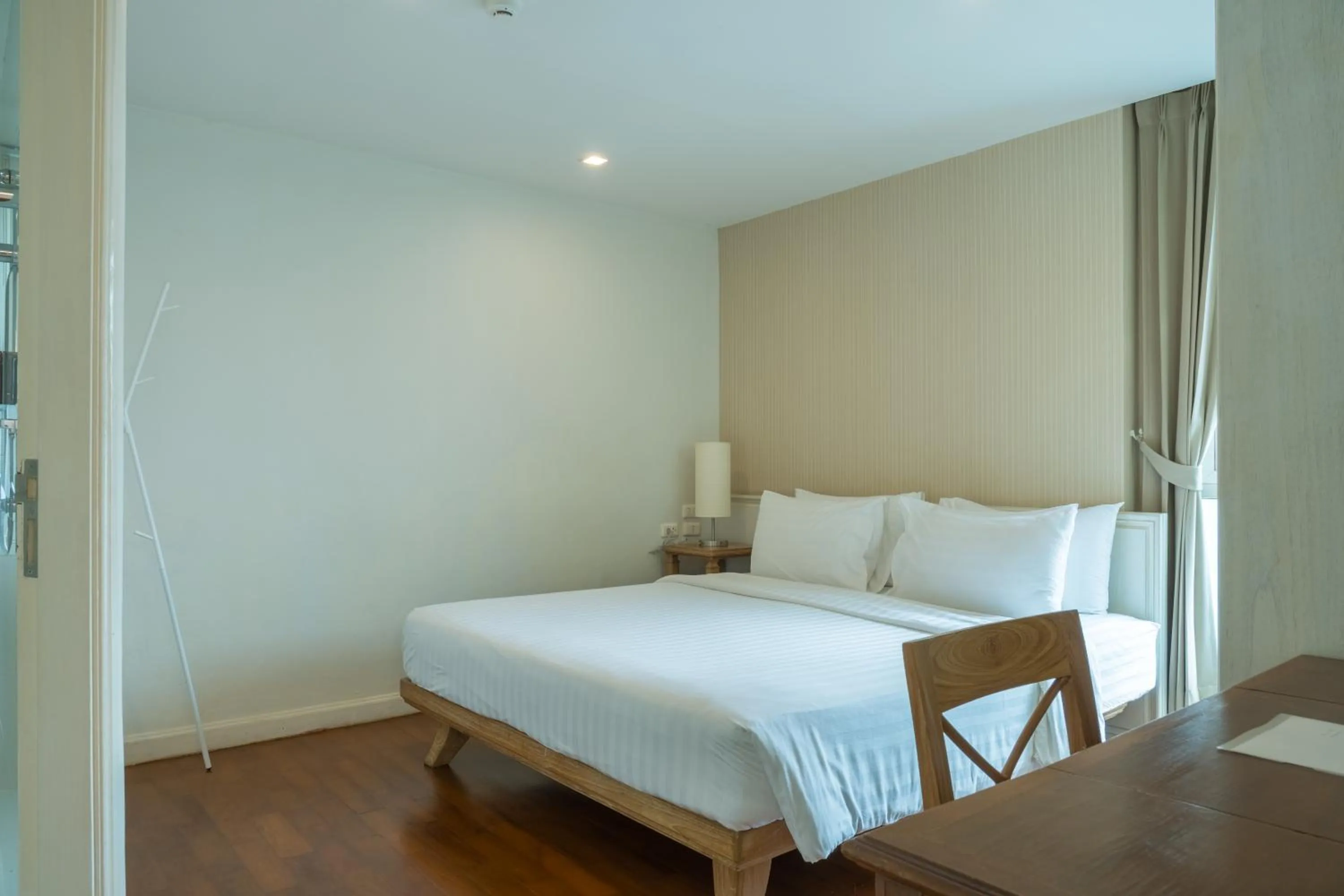 Bedroom, Bed in Sabai Sathorn Service Apartment