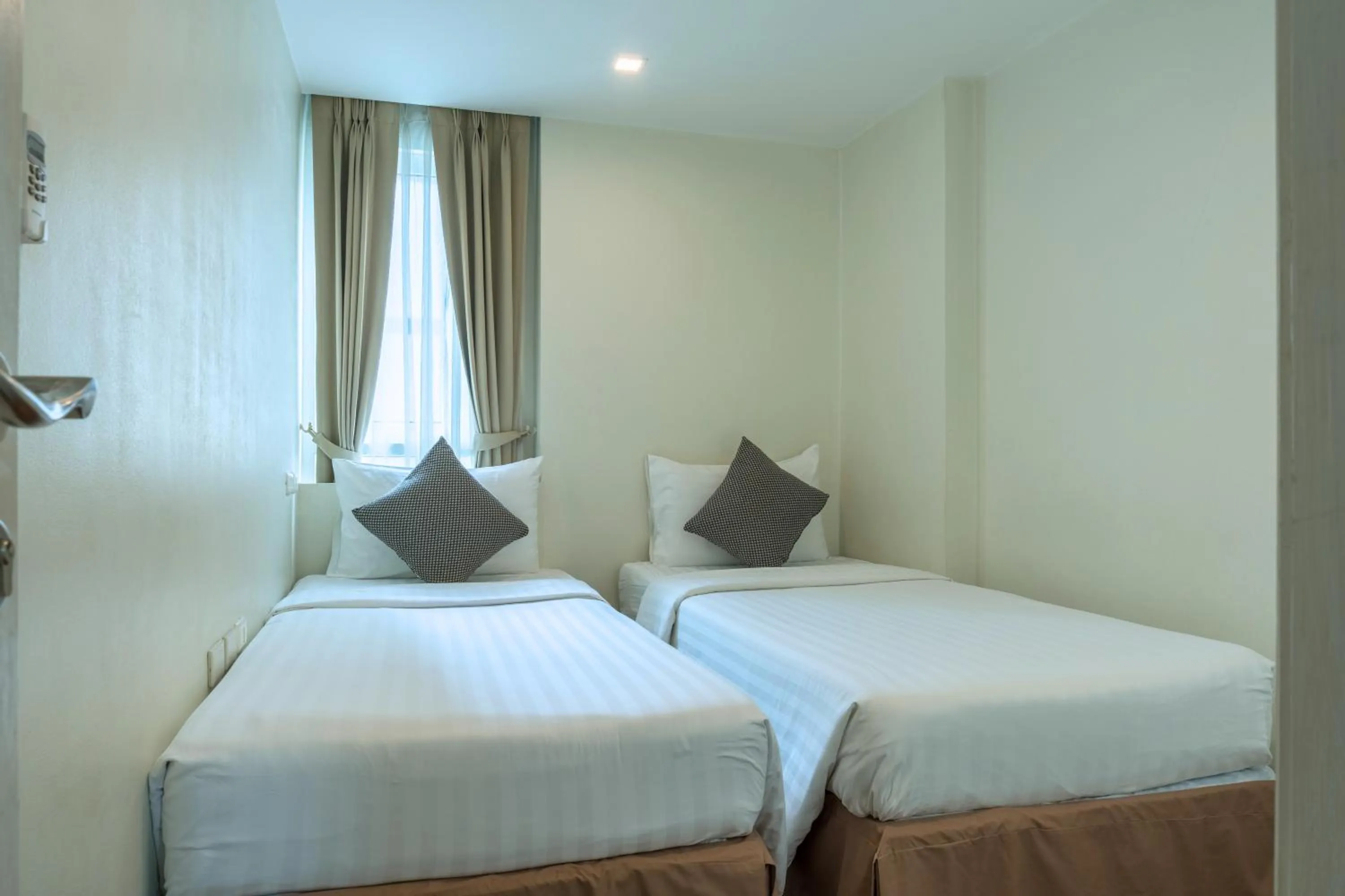 Bed in Sabai Sathorn Service Apartment