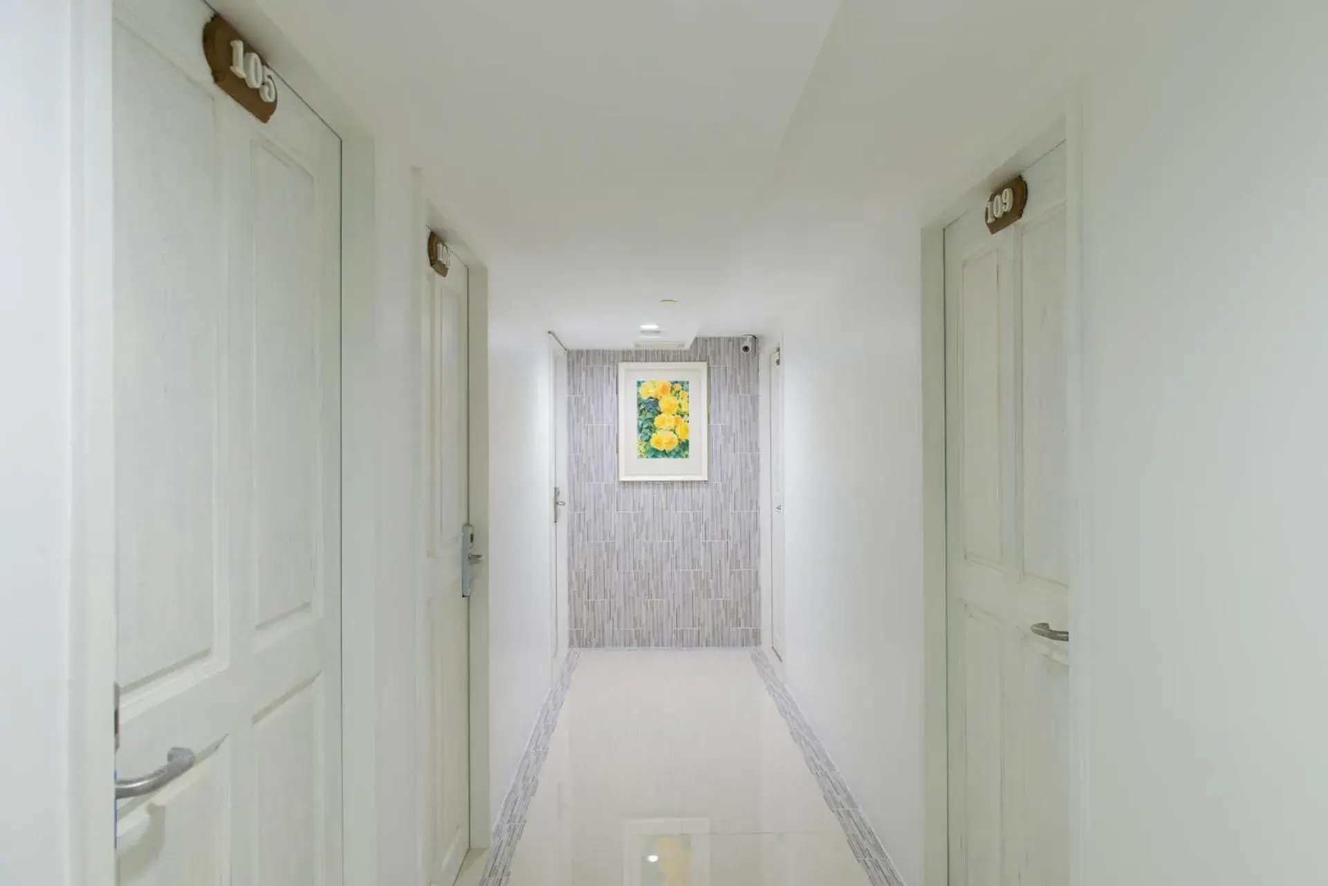 Property building in Sabai Sathorn Service Apartment Property building in Sabai Sathorn Service Apartment