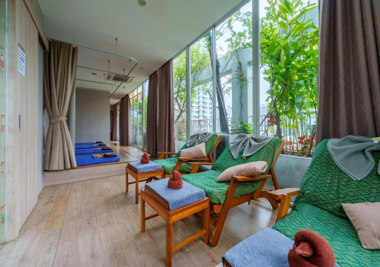 Spa and wellness centre/facilities in Sabai Sathorn Service Apartment