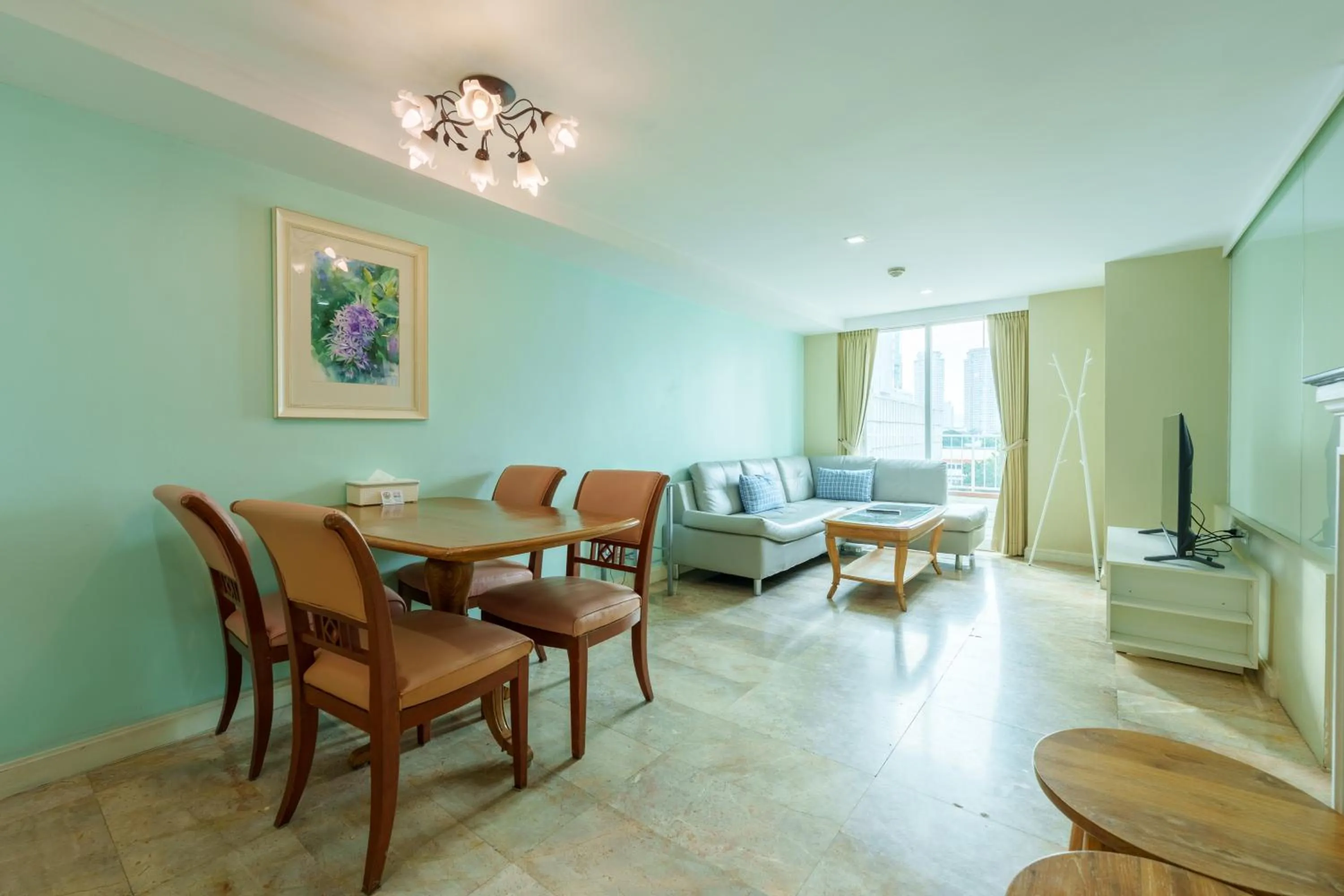 Seating area in Sabai Sathorn Service Apartment