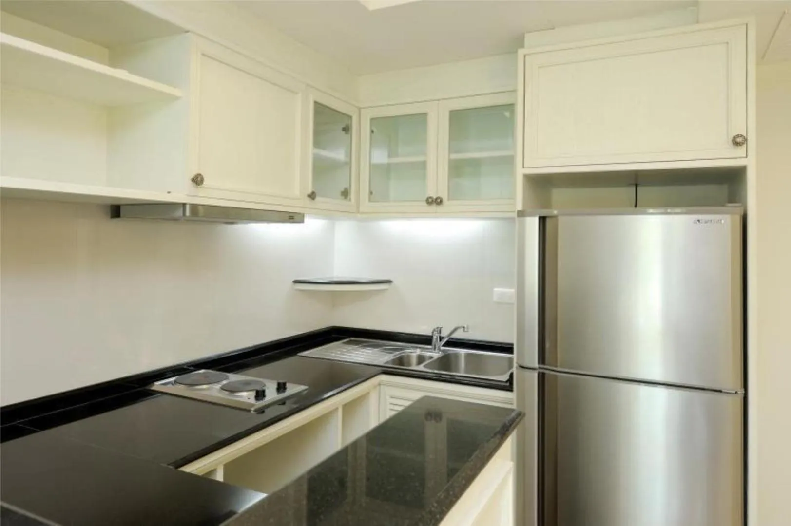 children in Sabai Sathorn Service Apartment