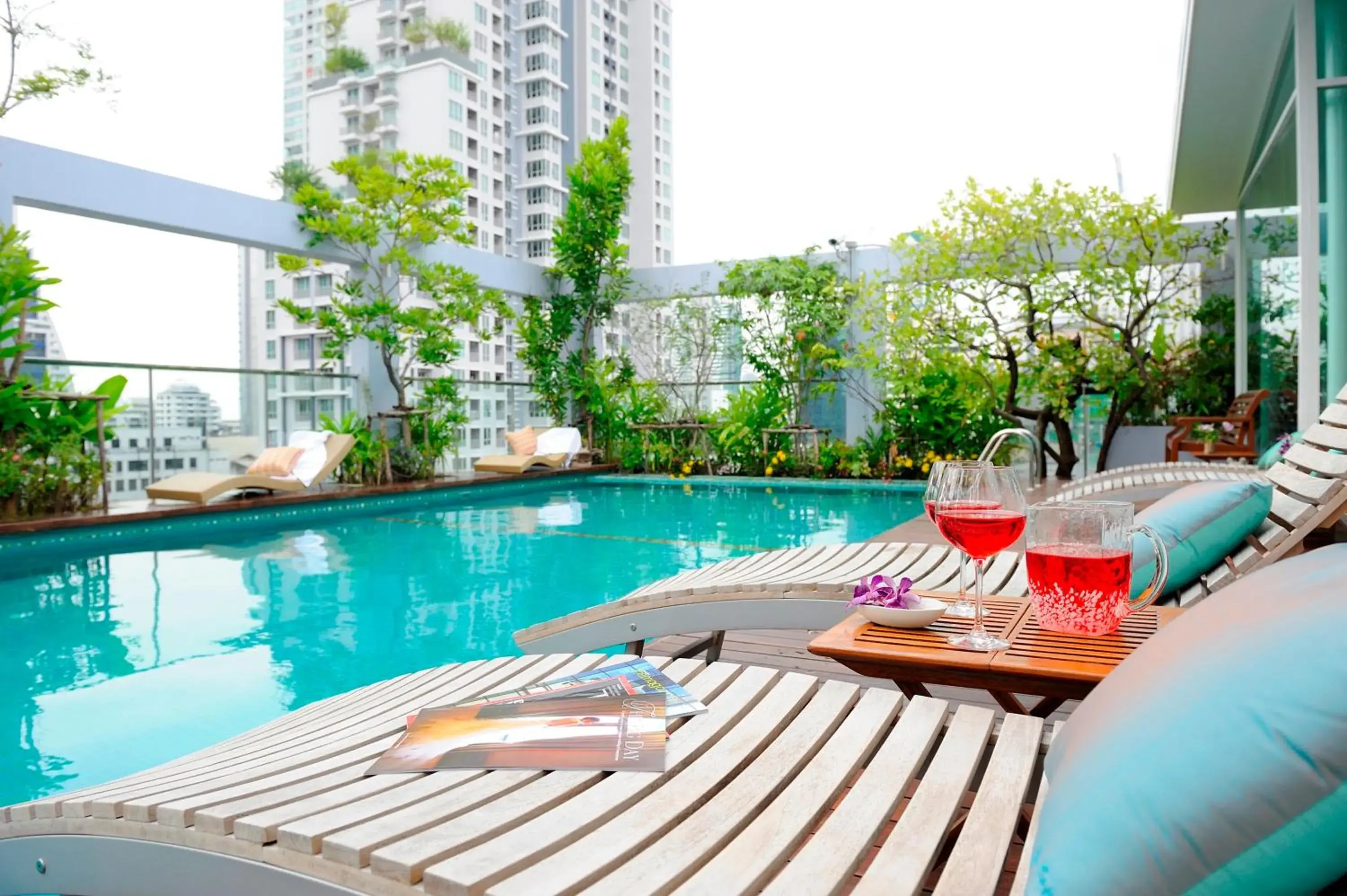 Swimming pool in Sabai Sathorn Service Apartment Swimming pool in Sabai Sathorn Service Apartment