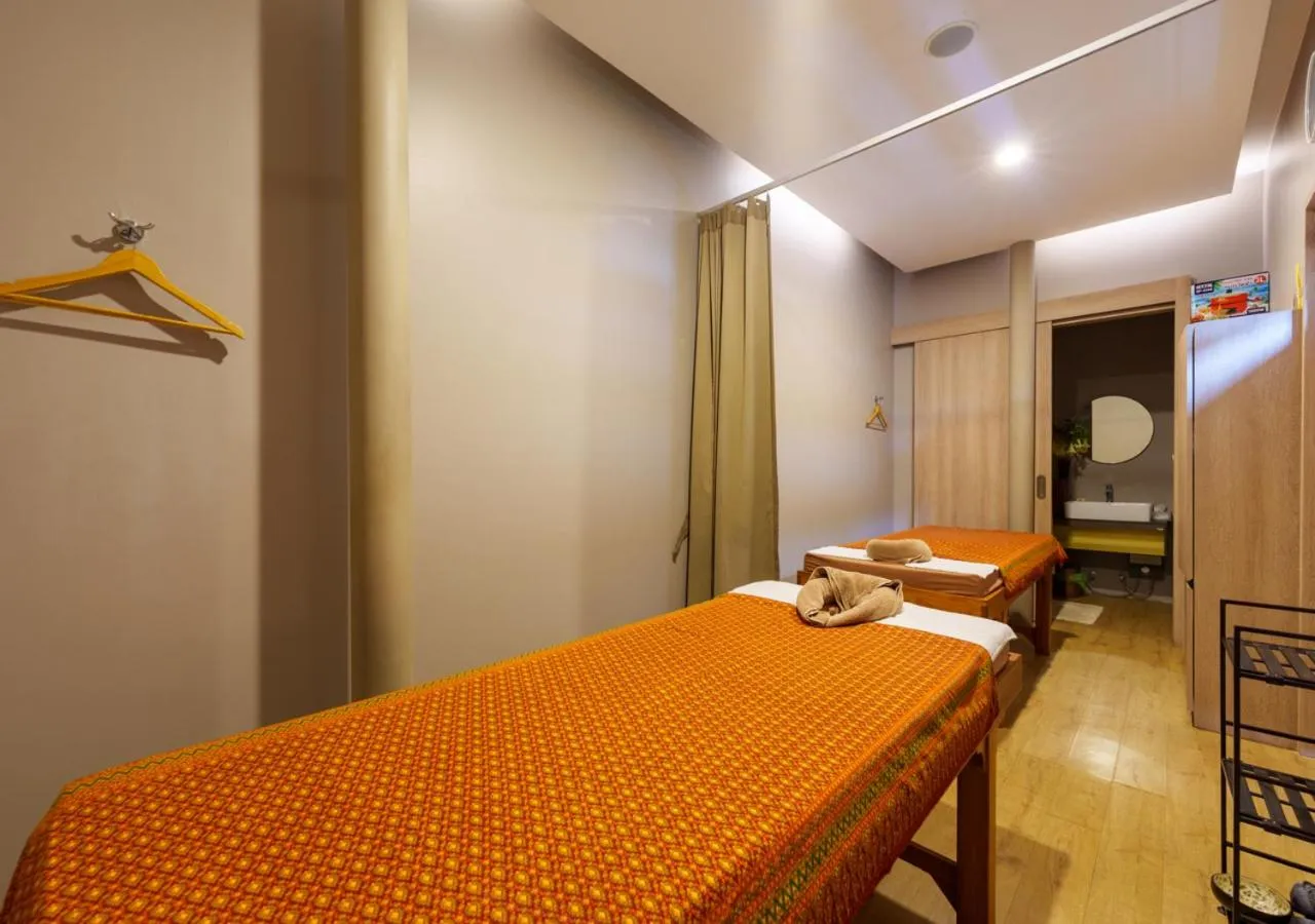 Spa and wellness centre/facilities, Bed in Sabai Sathorn Service Apartment