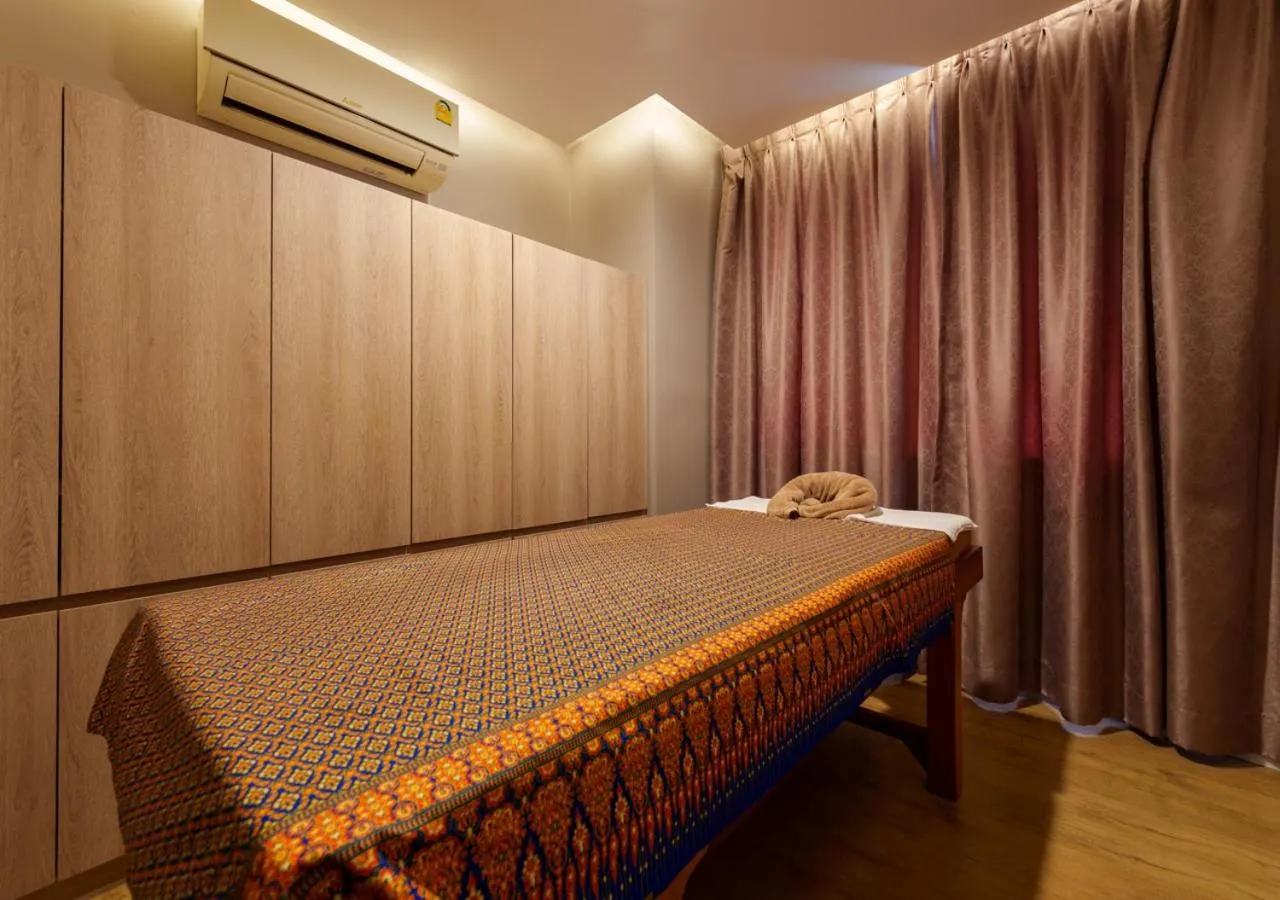 Spa and wellness centre/facilities, Bed in Sabai Sathorn Service Apartment