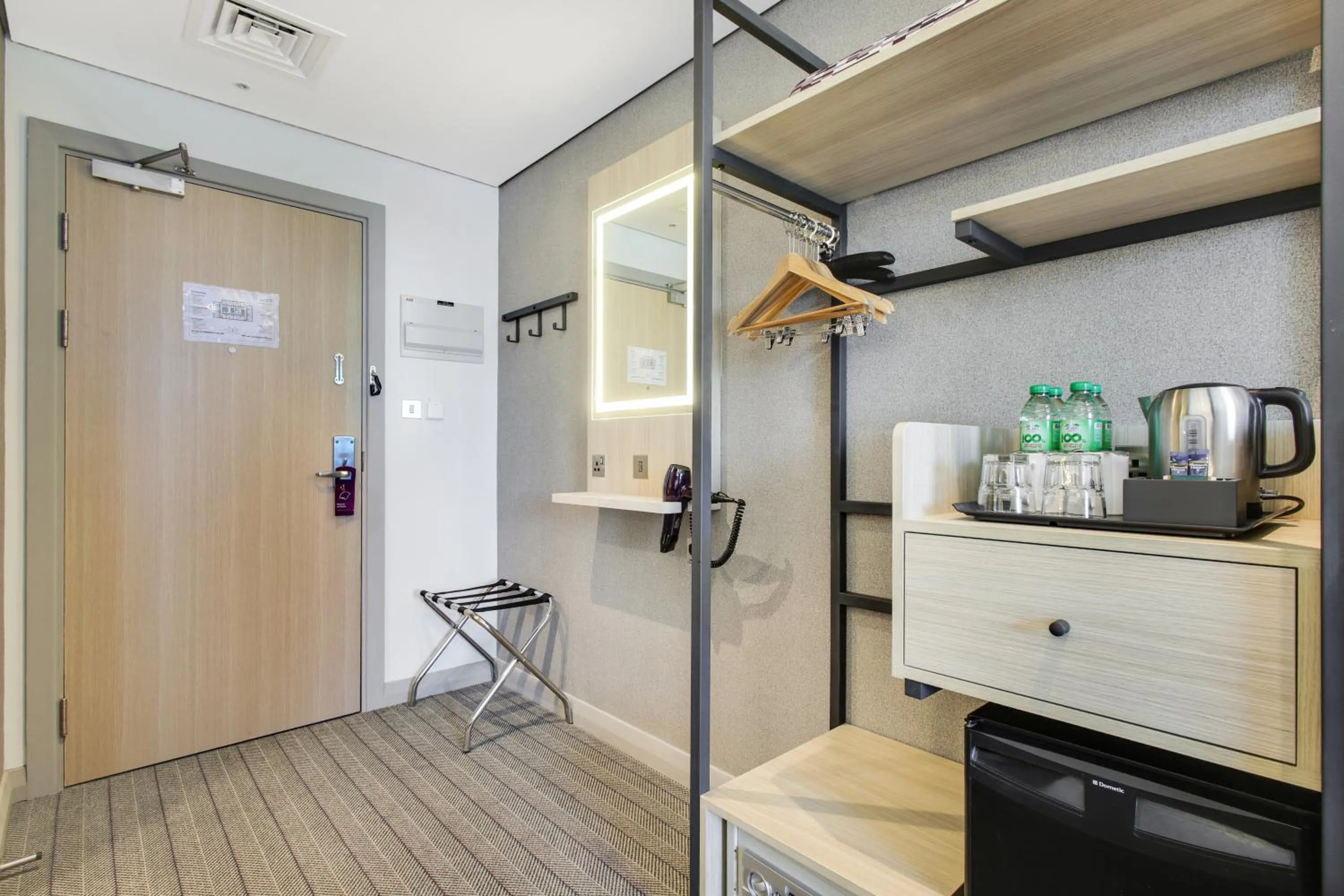 Coffee/tea facilities in Premier Inn Abu Dhabi Capital Centre