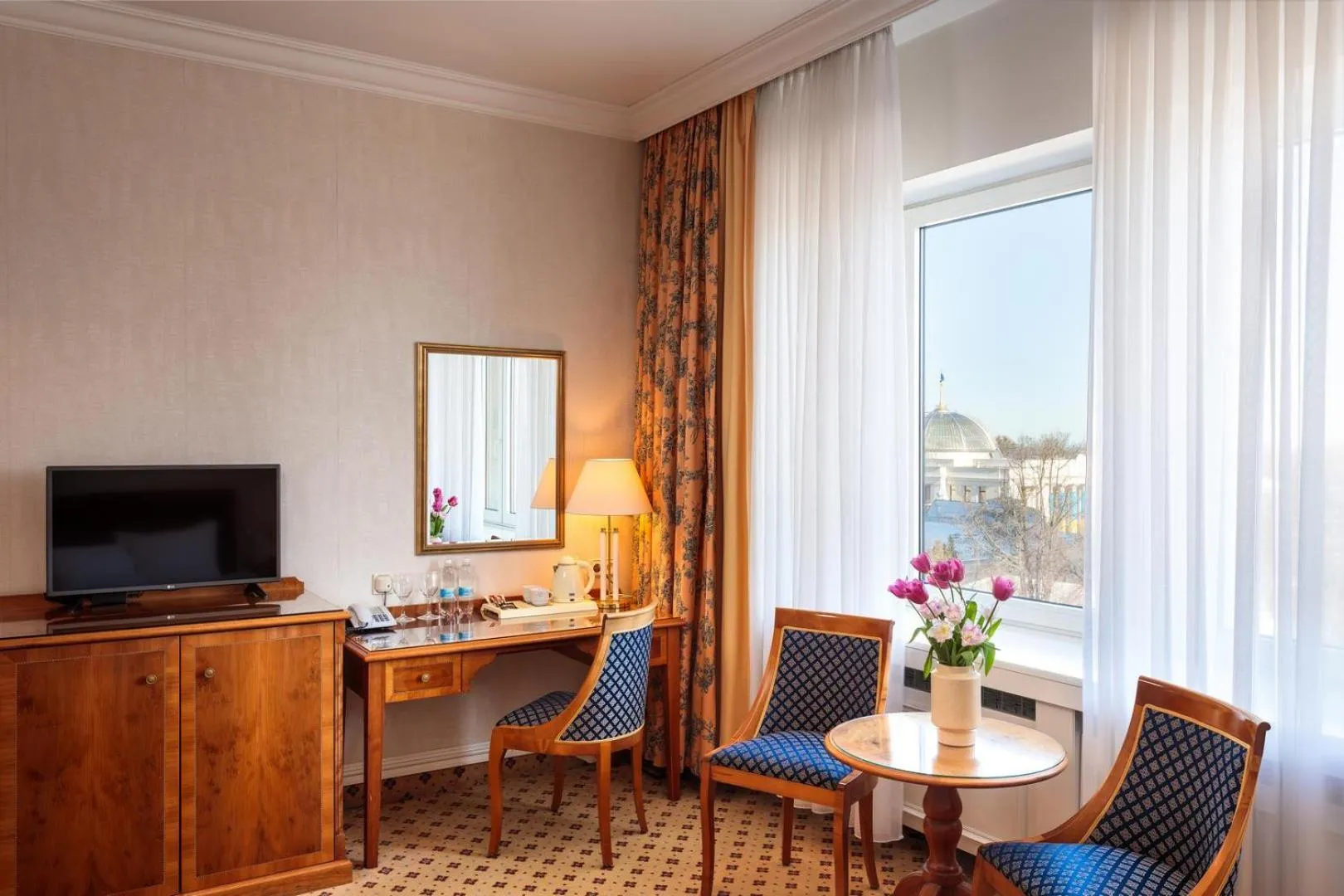 Photo of the whole room in Natsionalny Hotel