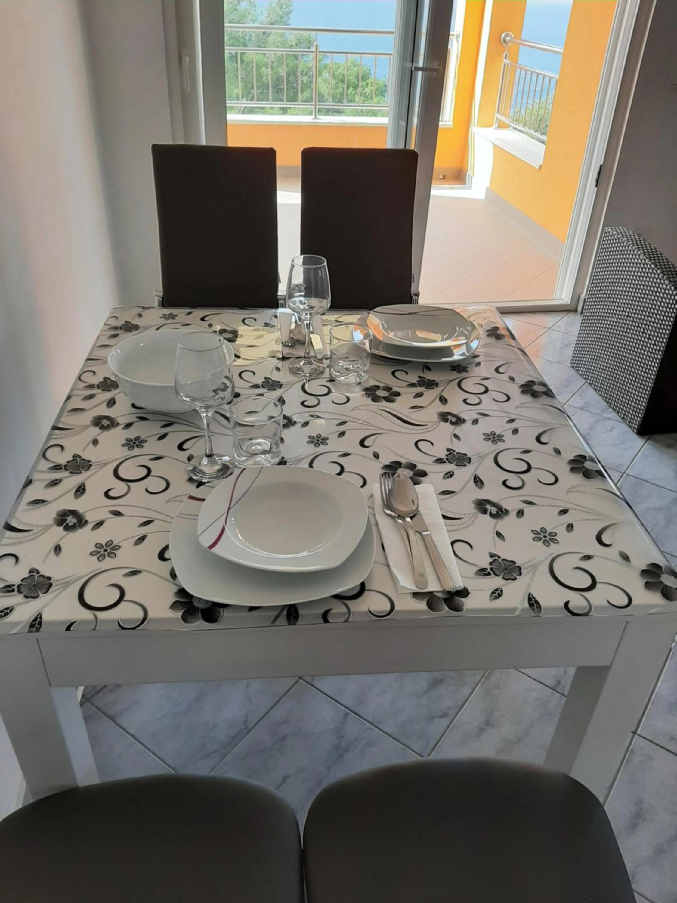 Dining area in Apartments Martina