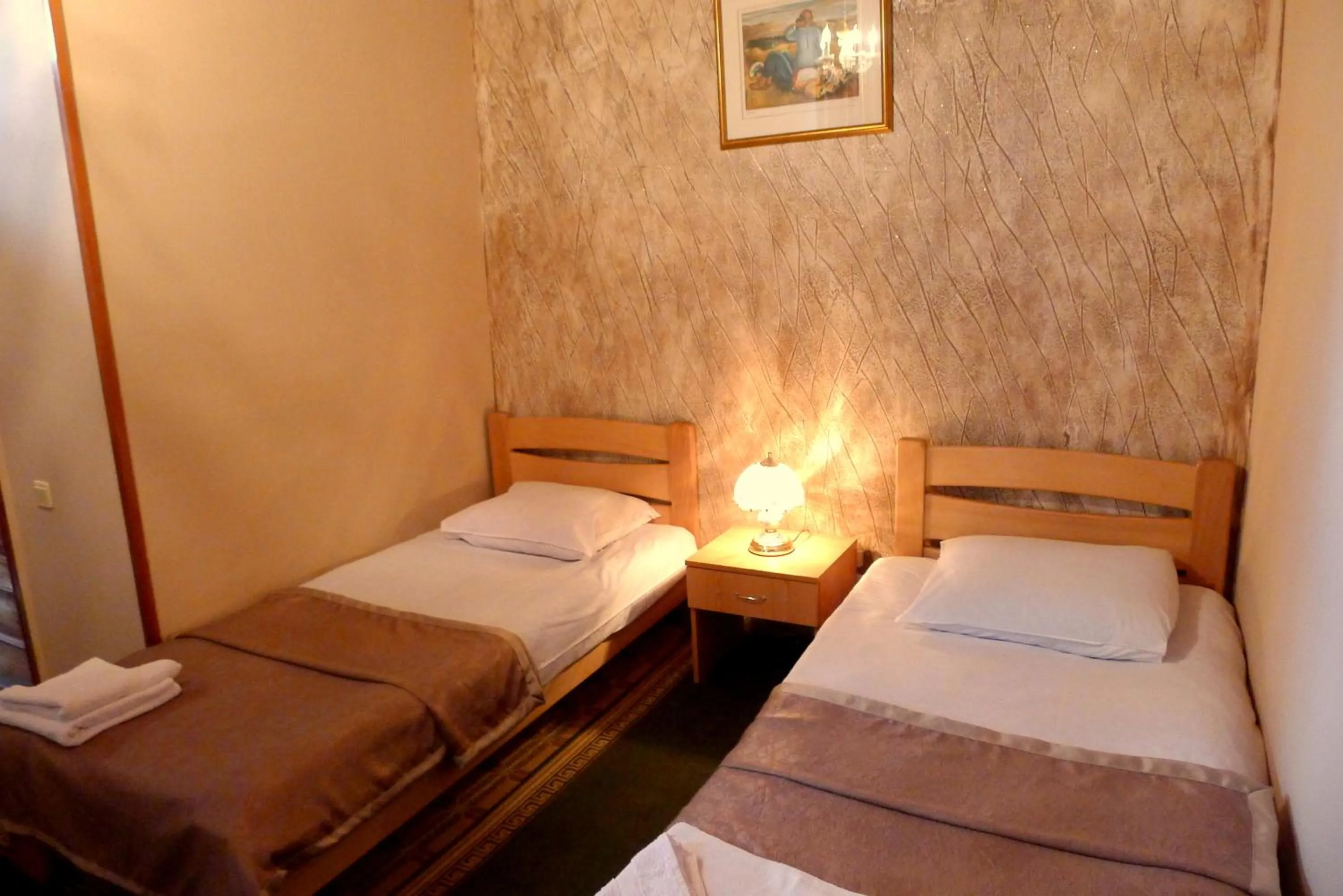 Photo of the whole room, Bed in Georgian House