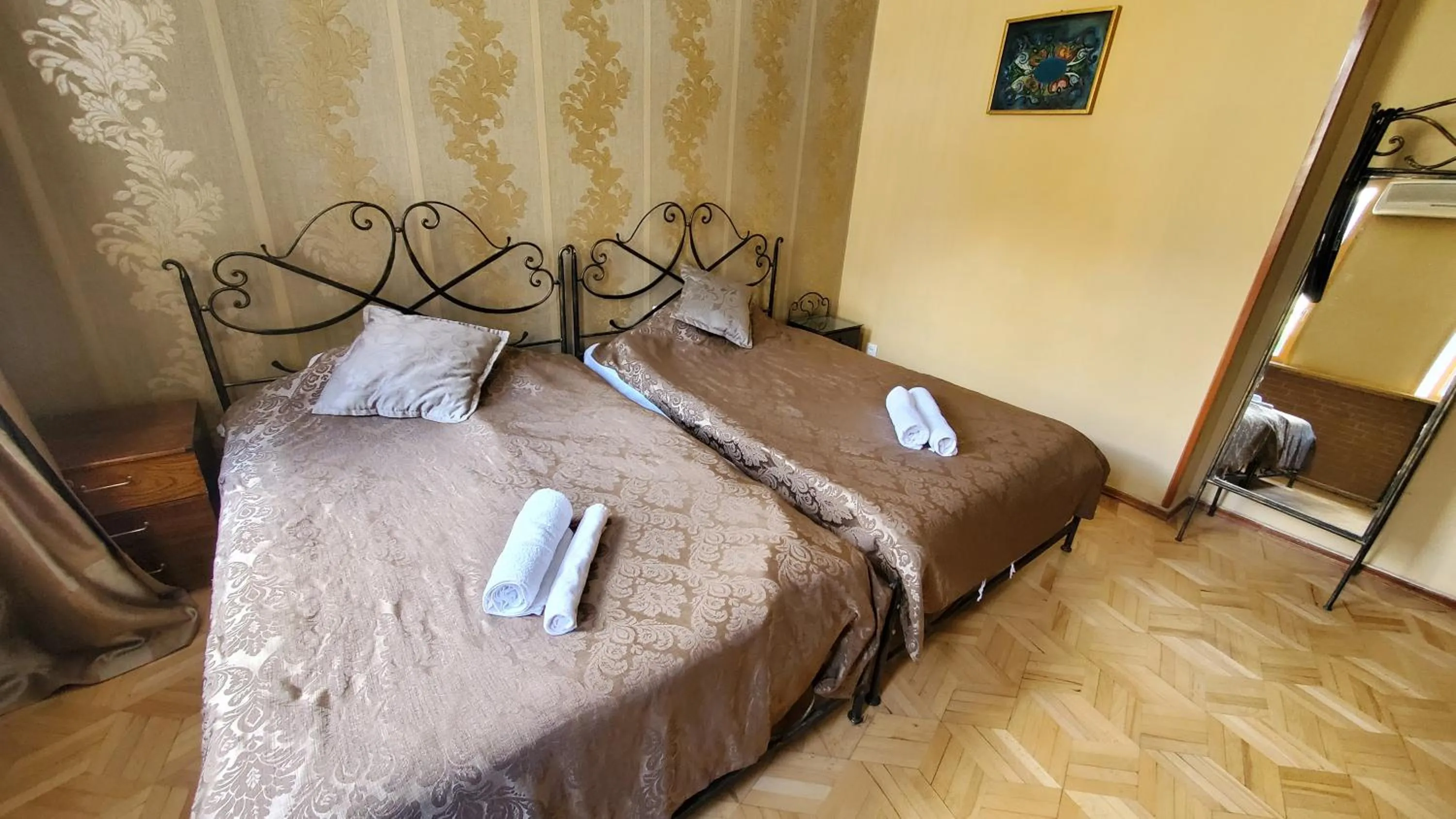 Bed in Georgian House