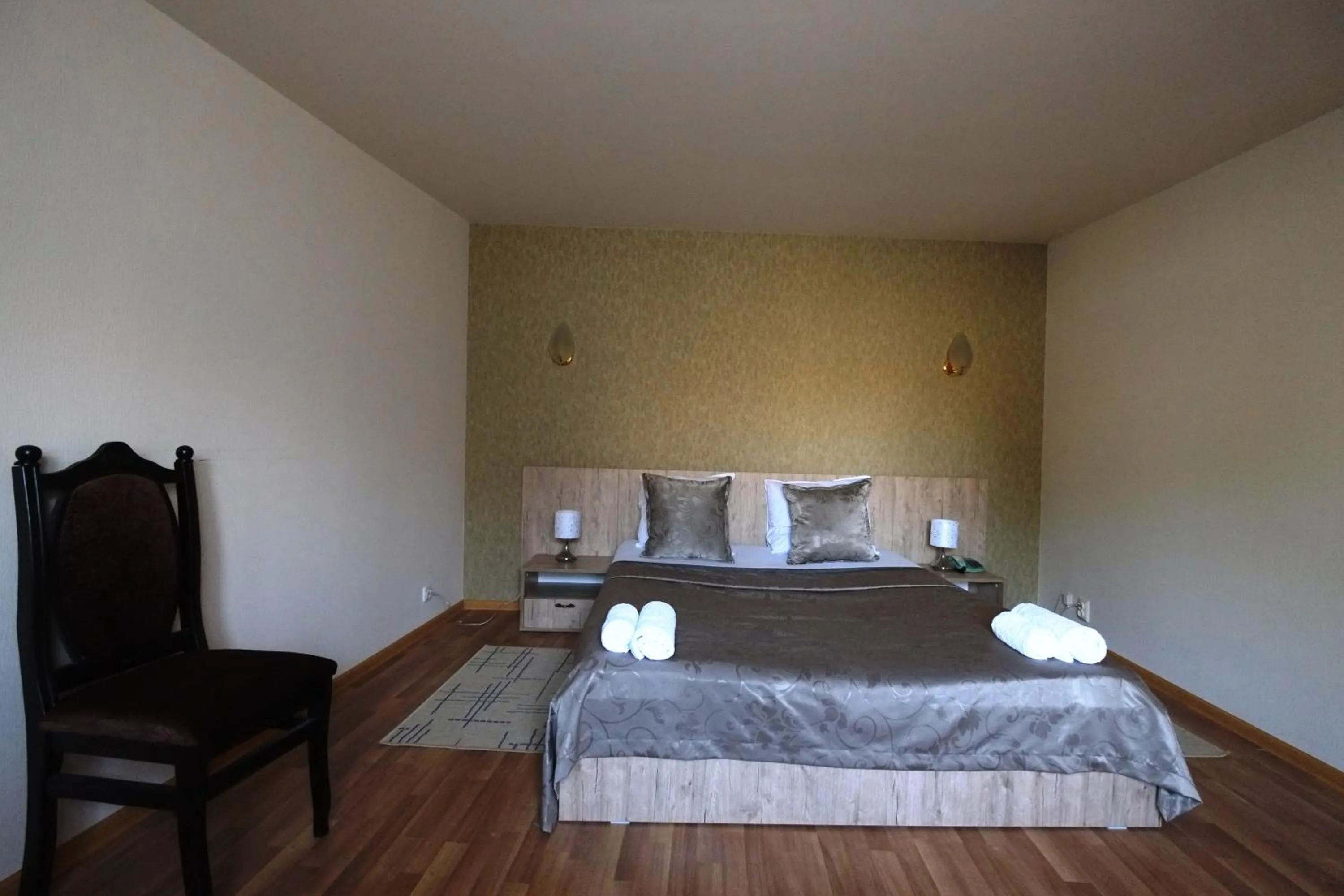 Bed in Georgian House