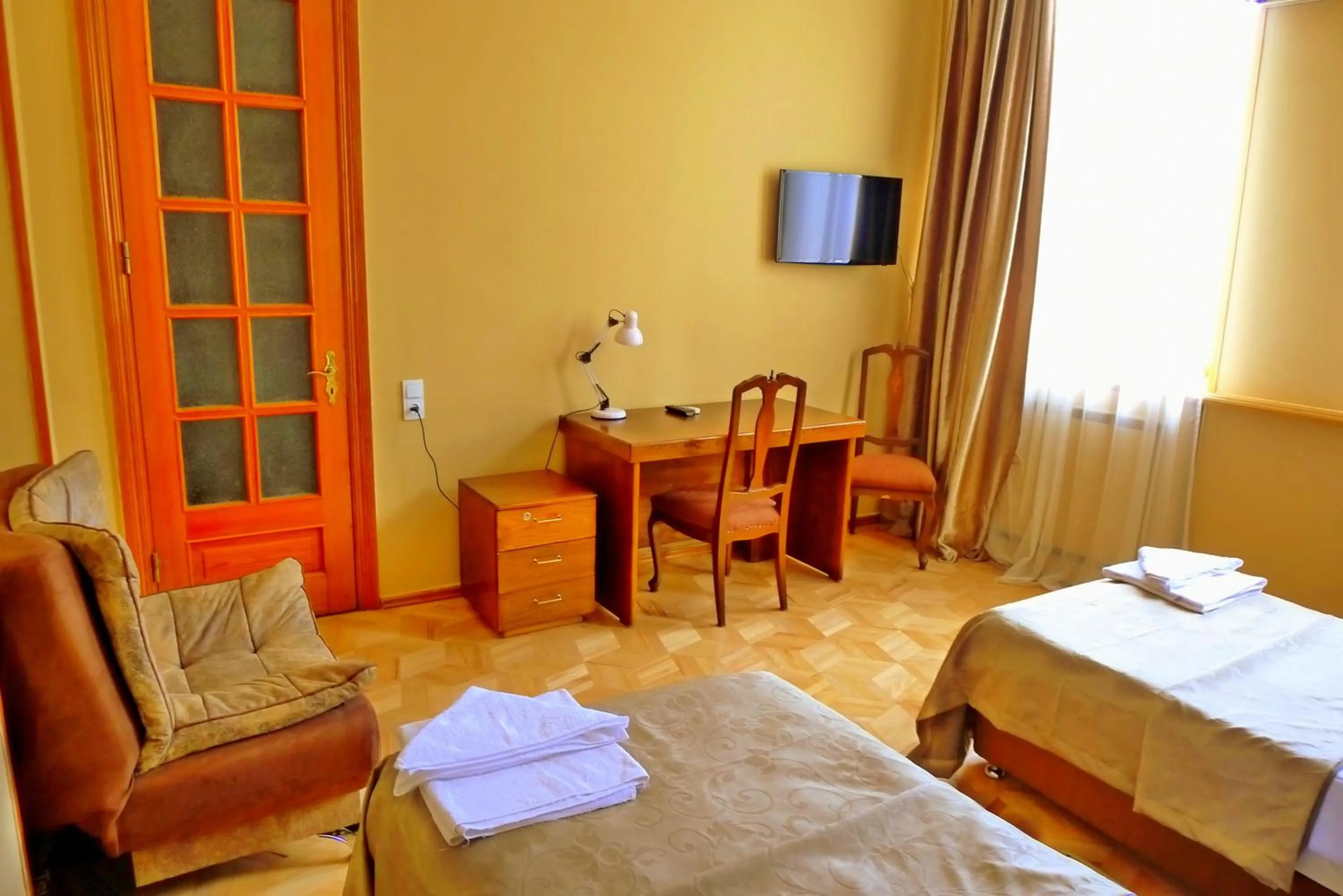 Day, Bed in Georgian House