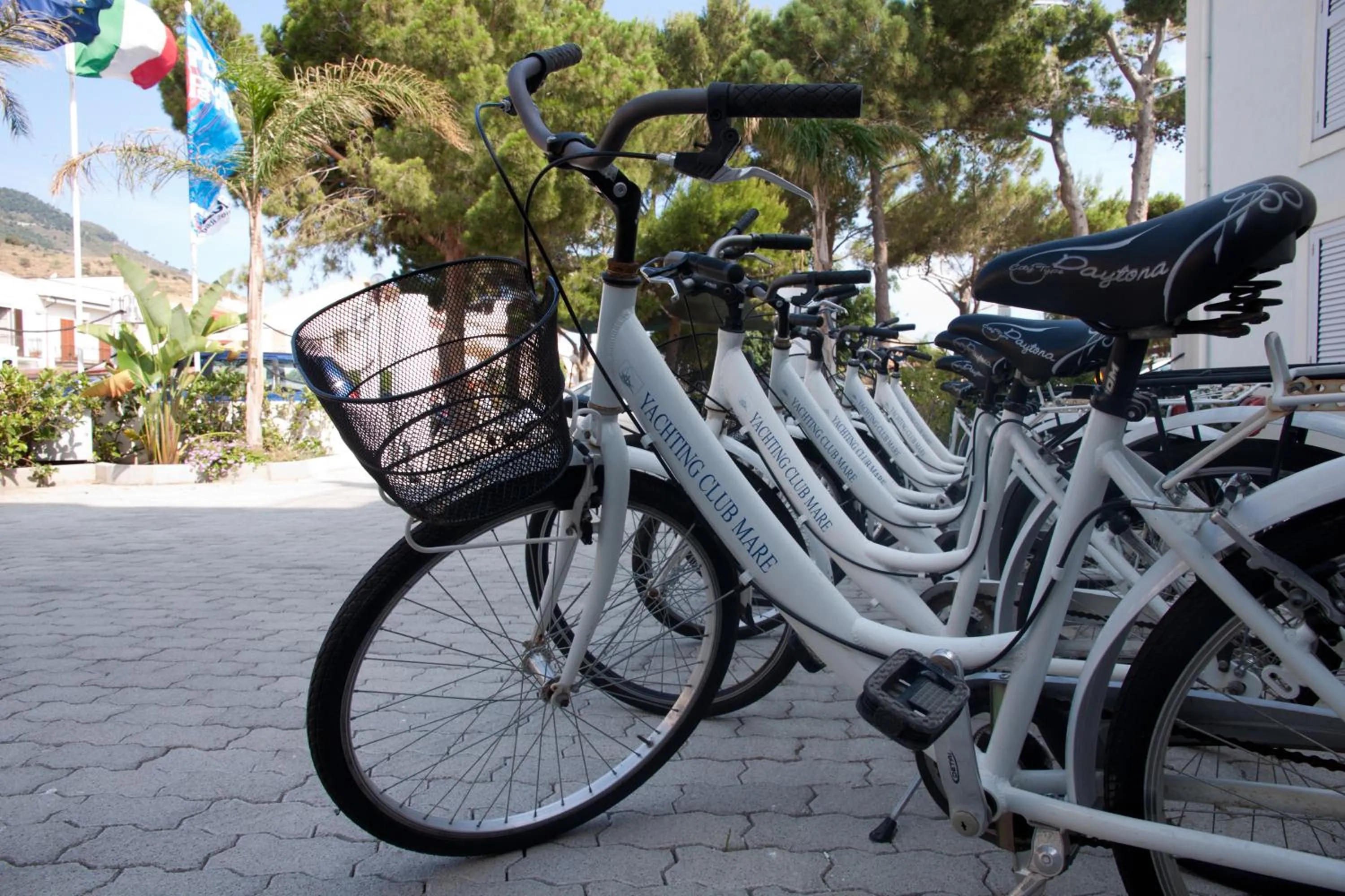 Cycling in Yachting Club Mare