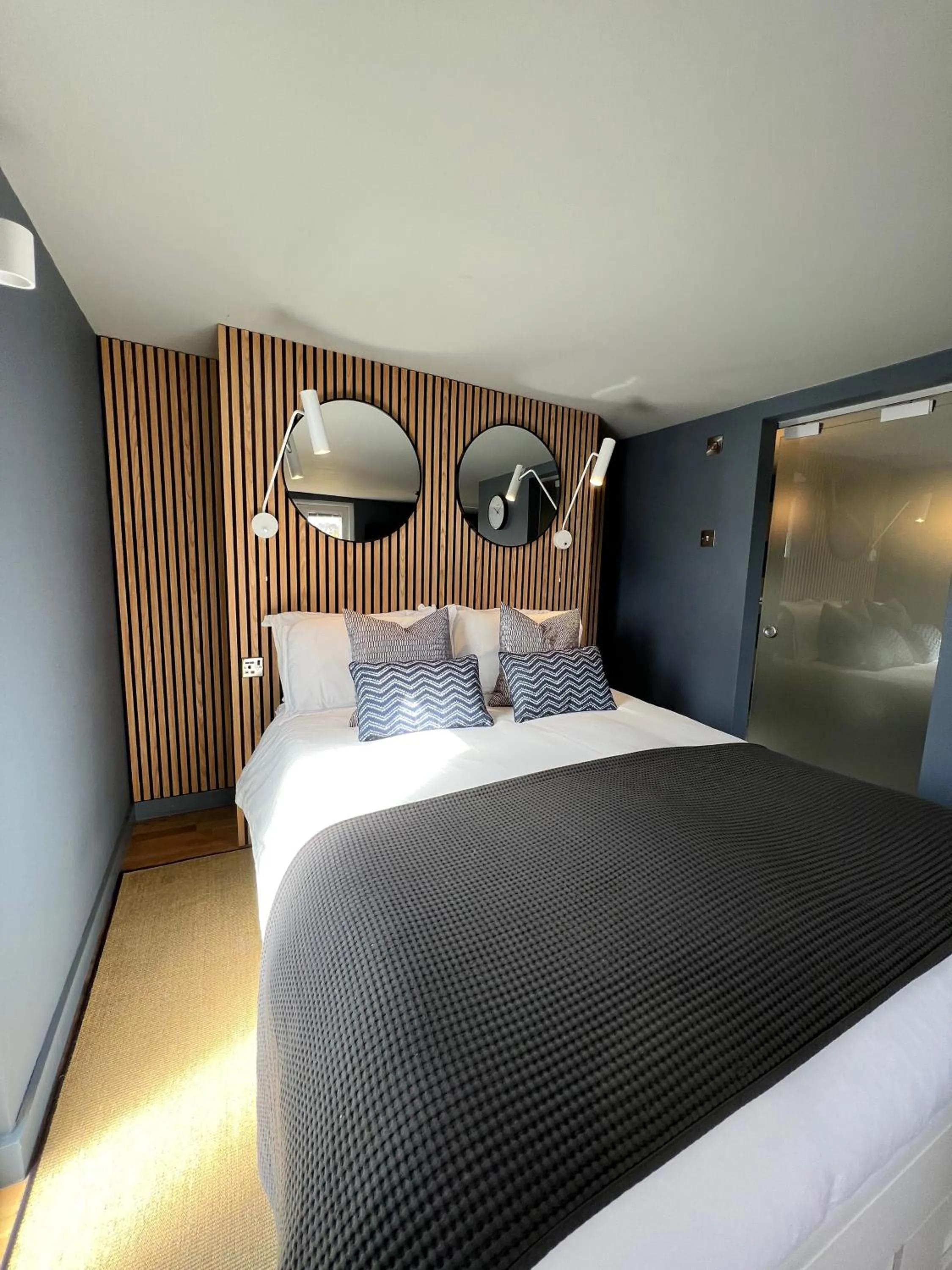 Bed in Rockmount Rooms & Apartment