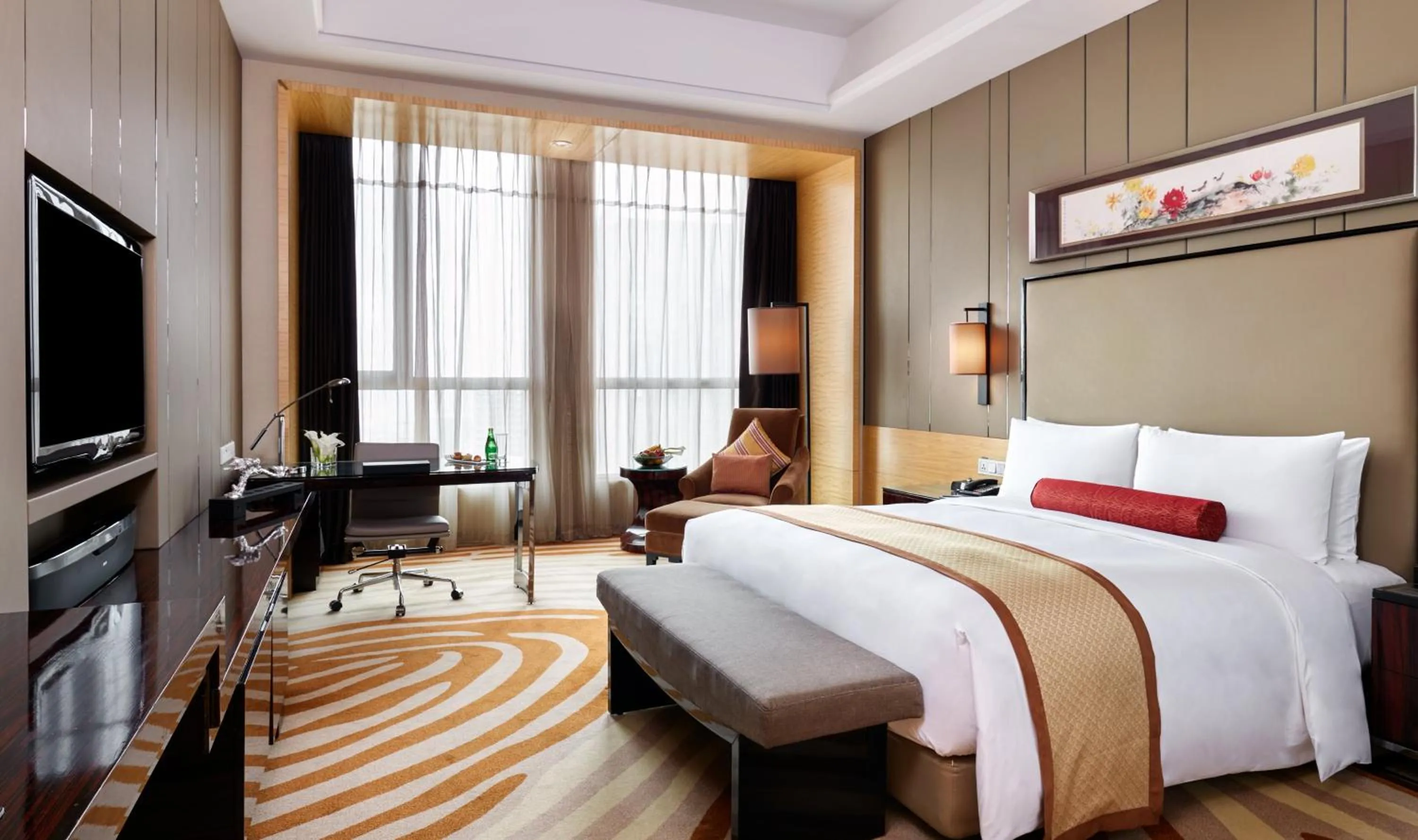 Photo of the whole room, Bed in InterContinental Tangshan by IHG