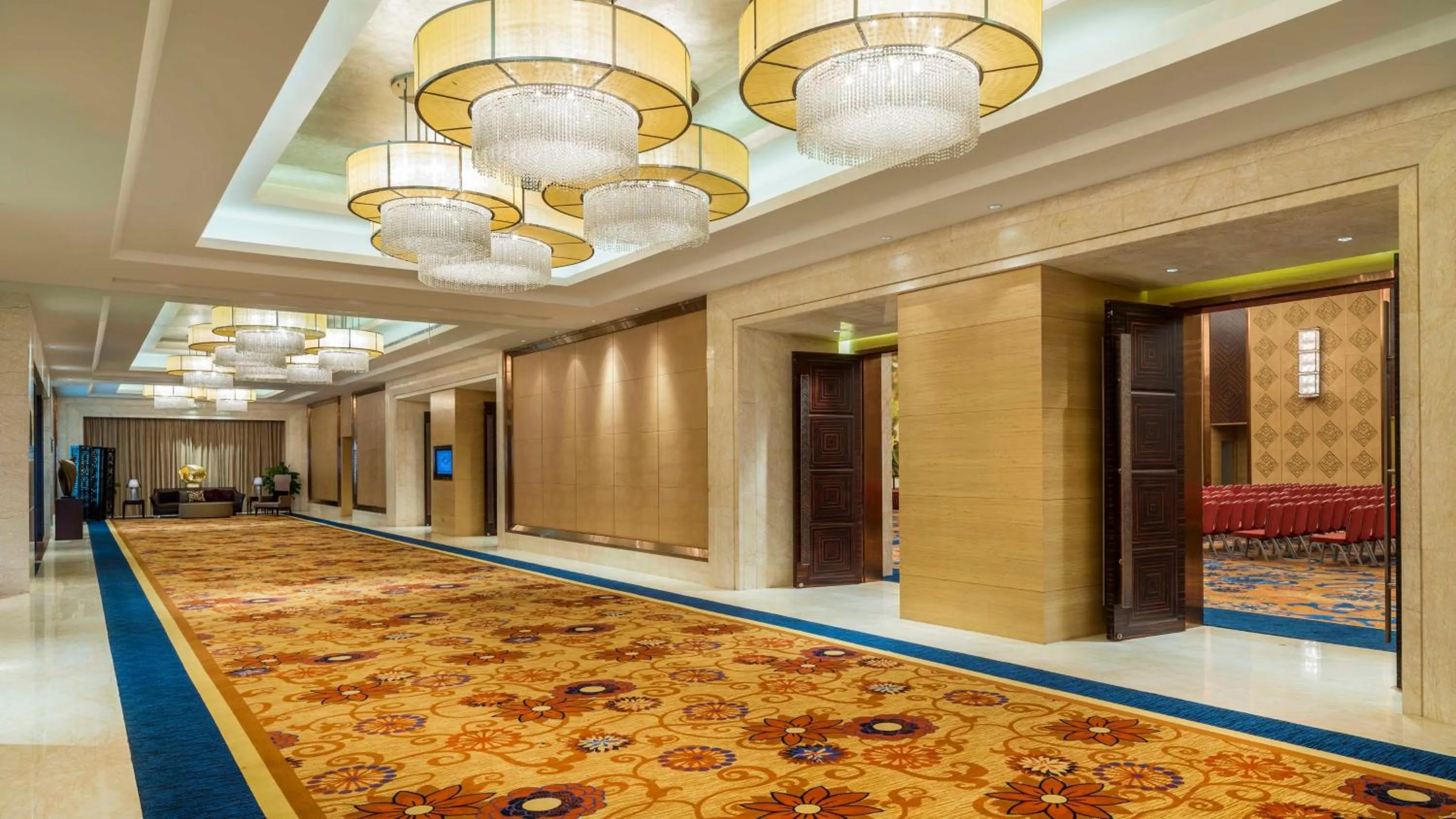 Meeting/conference room in InterContinental Tangshan by IHG