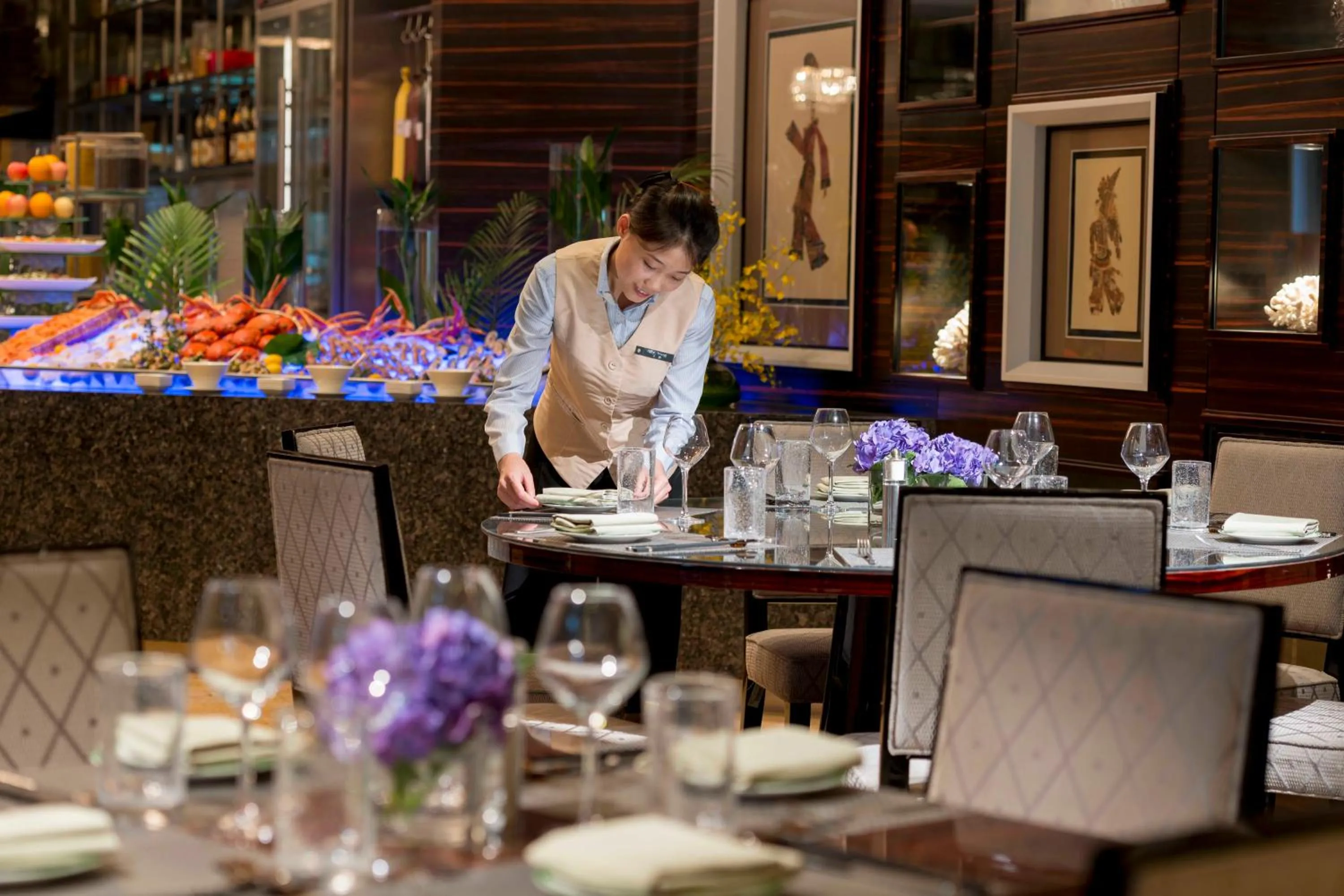 Restaurant/places to eat in InterContinental Tangshan by IHG