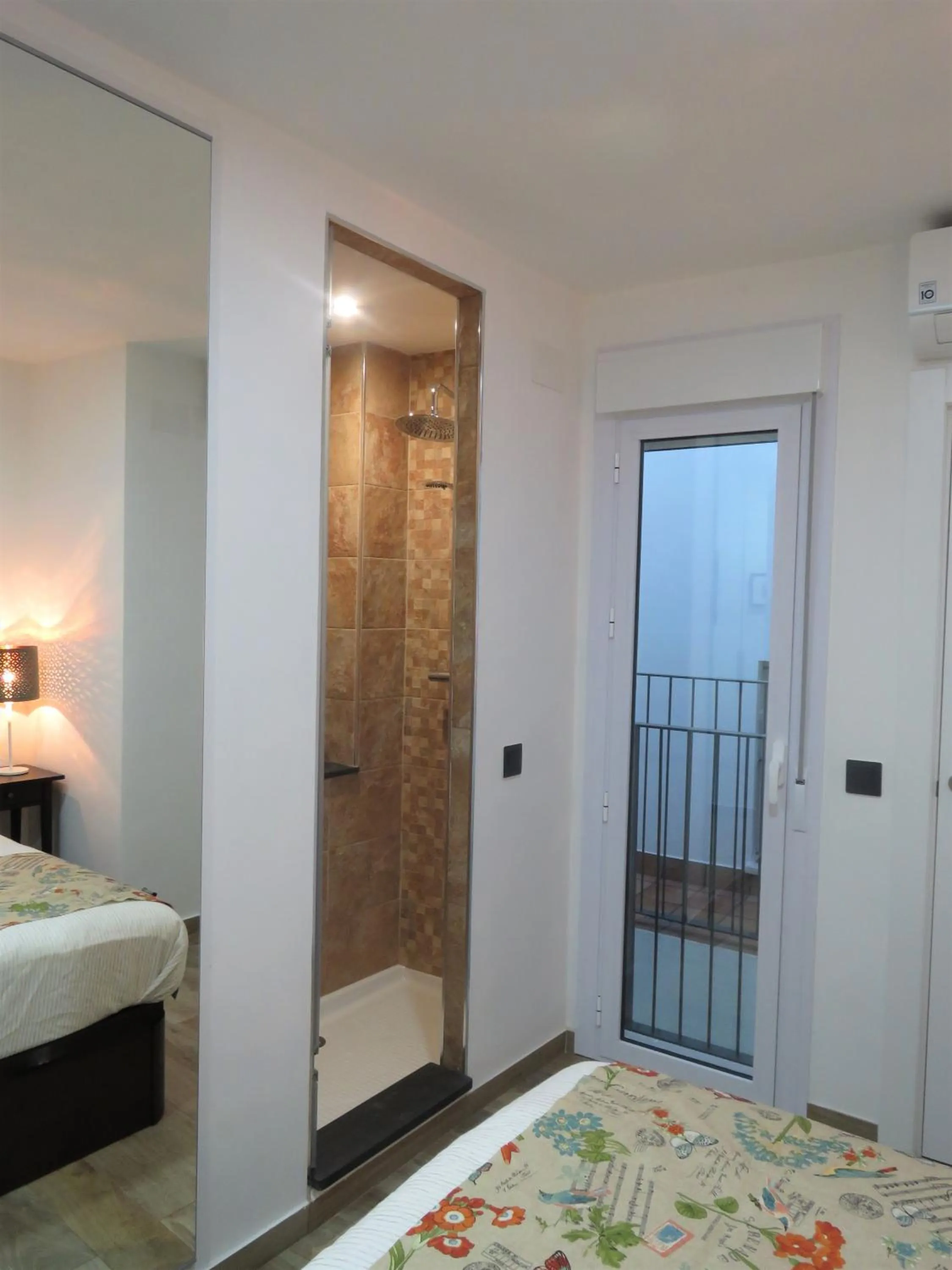 Bedroom, Bed in Living Sevilla Apartments Hércules