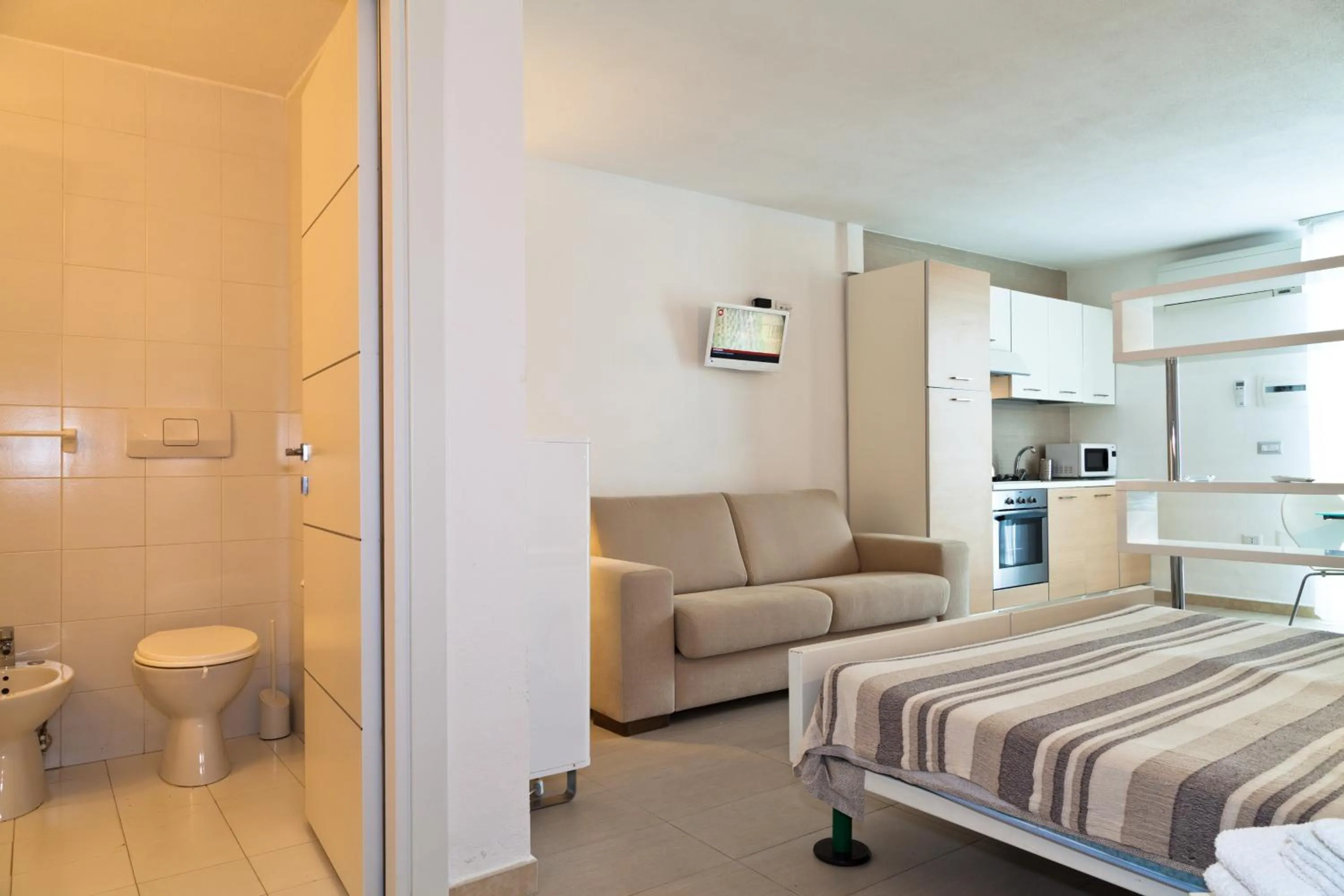 Bathroom, Bed in Abitare in Vacanza
