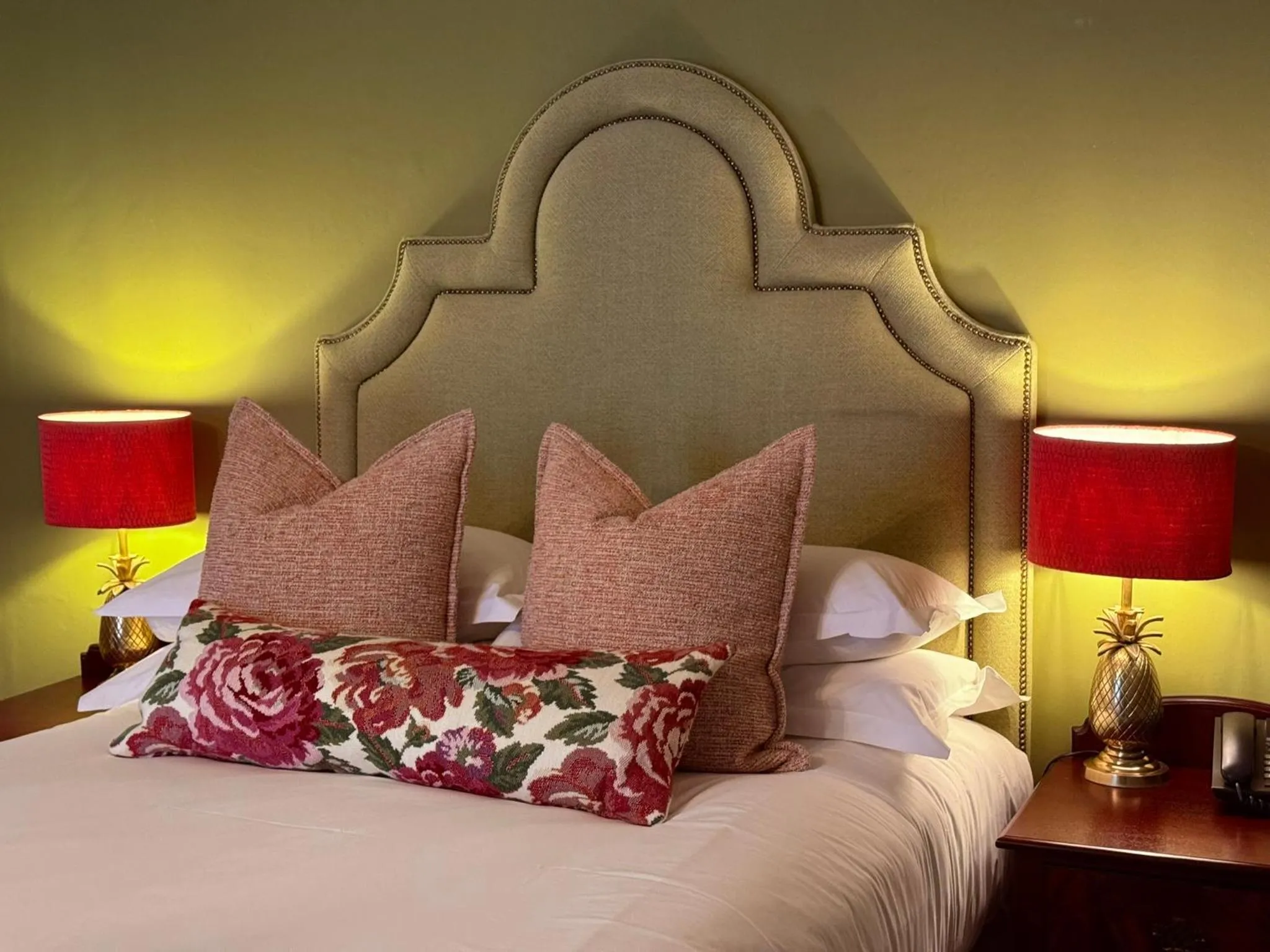 Bed in The George Hotel Easingwold