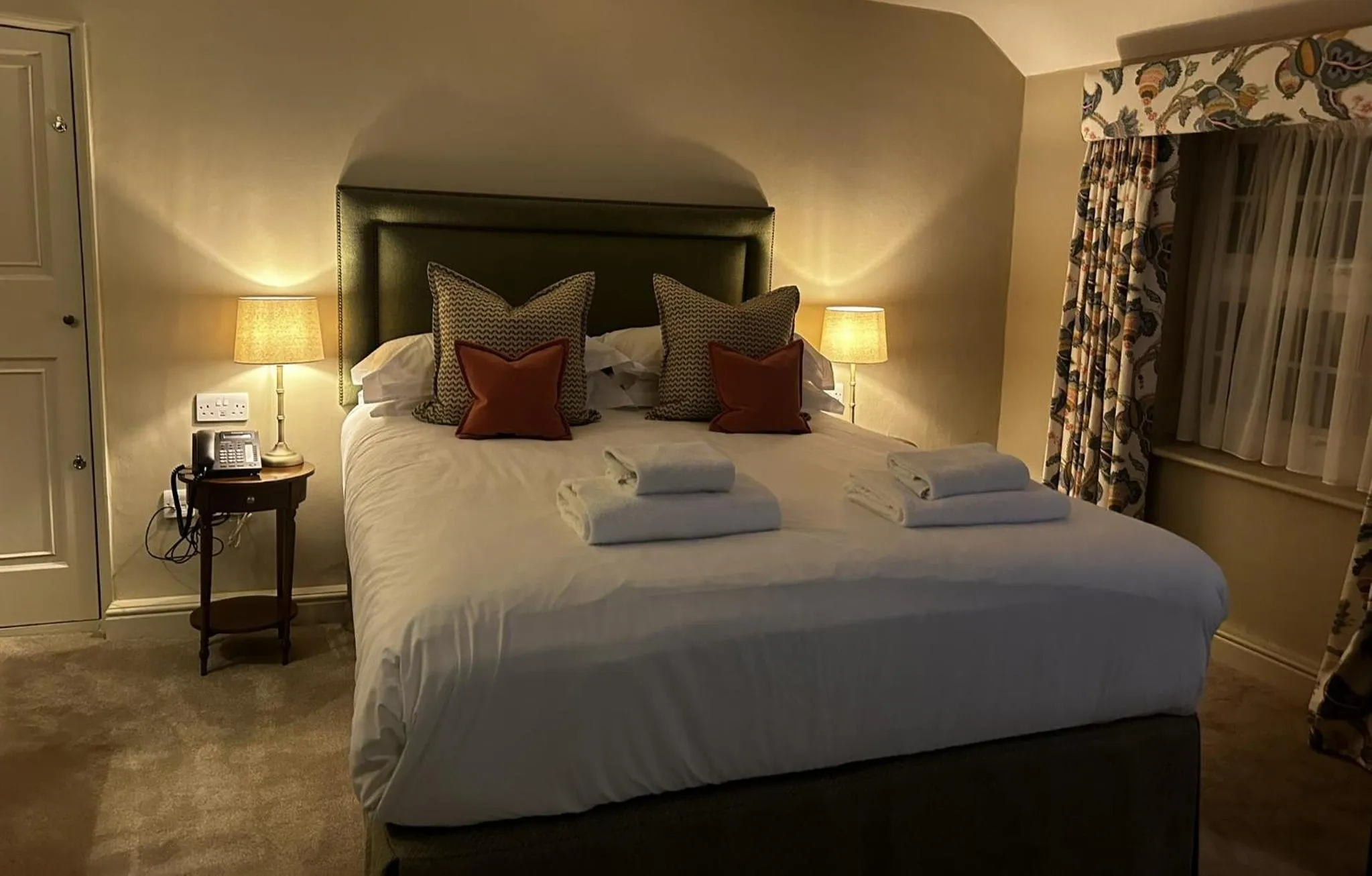 Bed in The George Hotel Easingwold