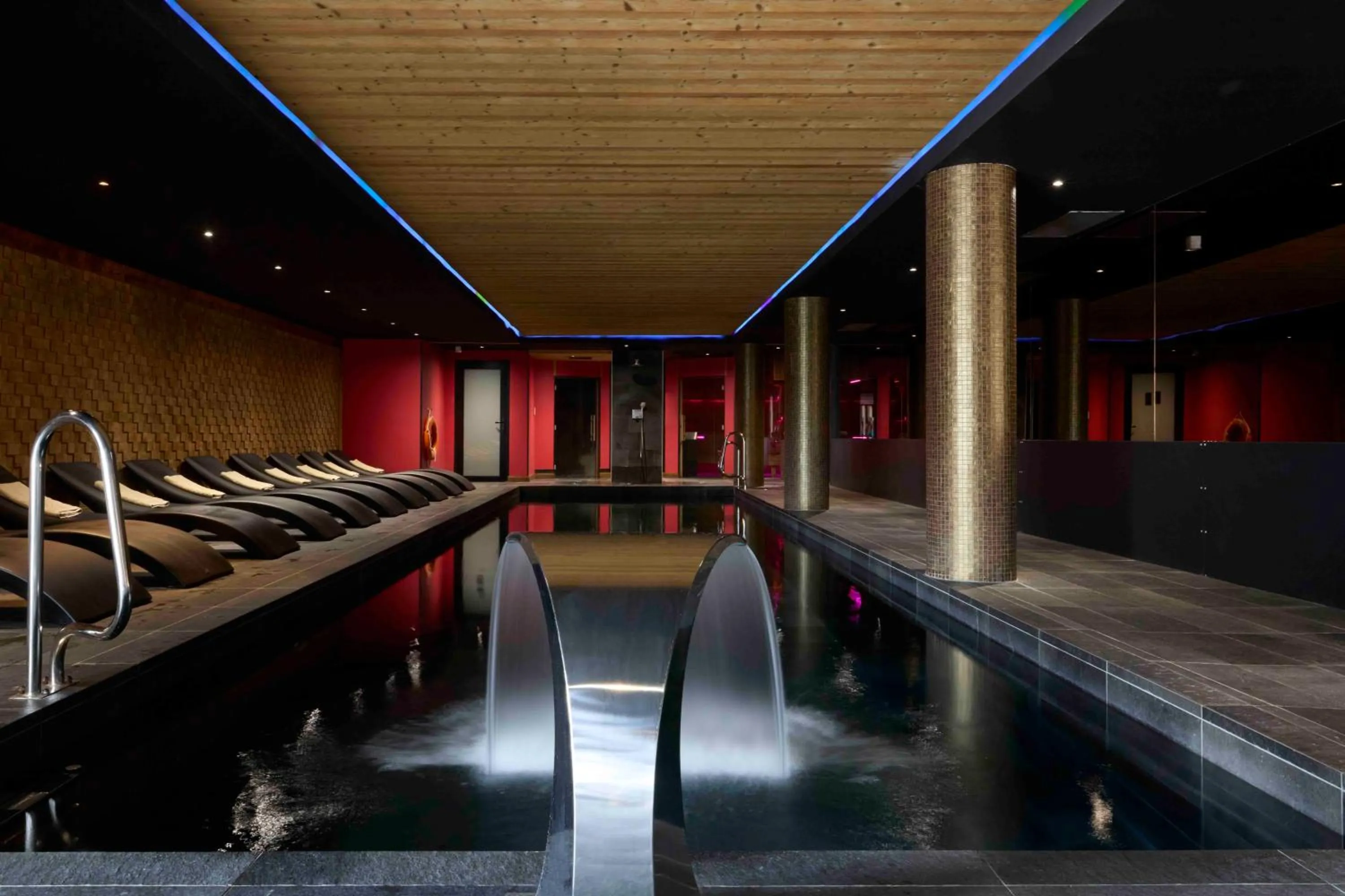 Spa and wellness centre/facilities in Hôtel Daria-I Nor by Les Etincelles