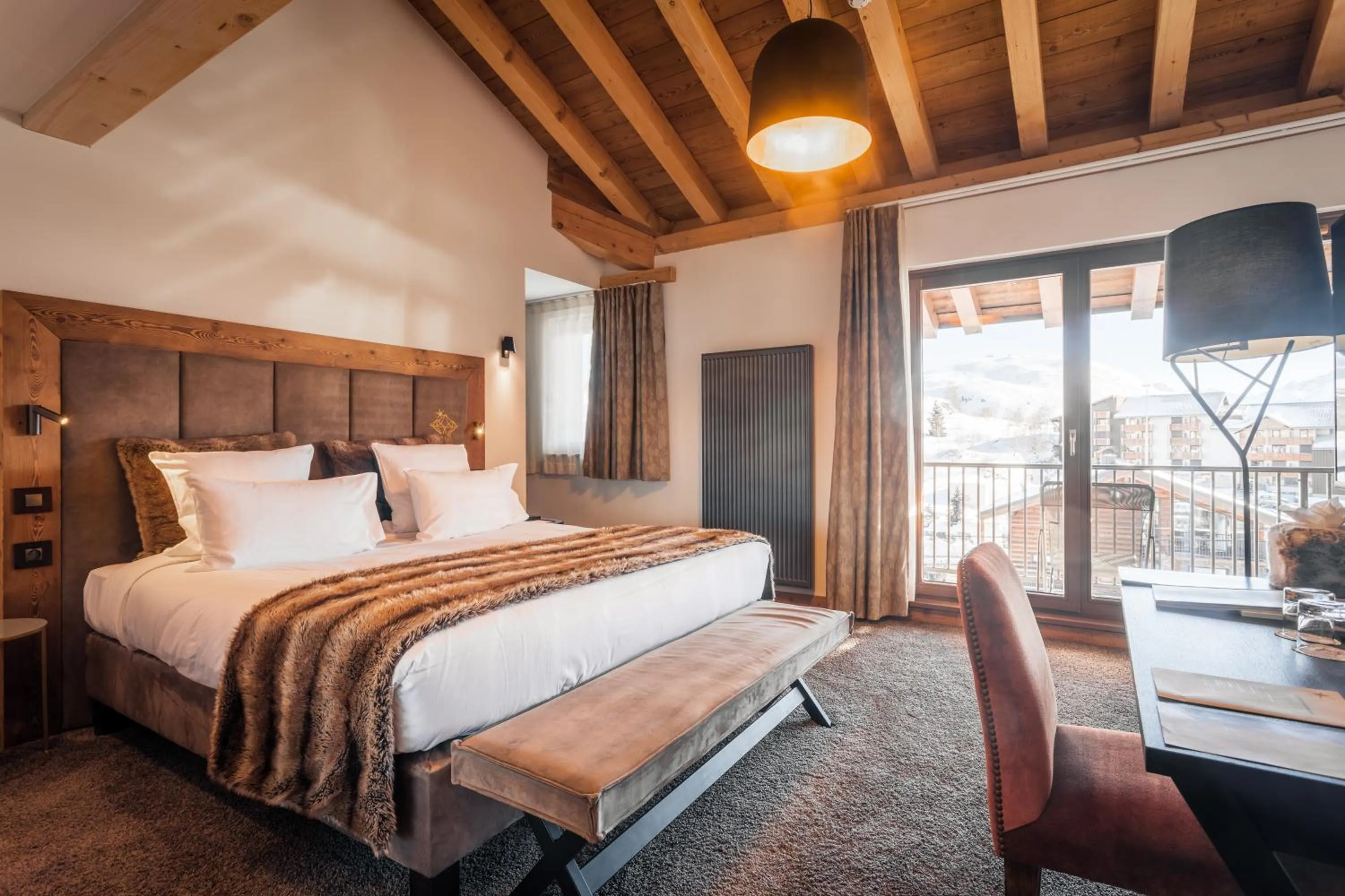 Photo of the whole room, Bed in Hôtel Daria-I Nor by Les Etincelles