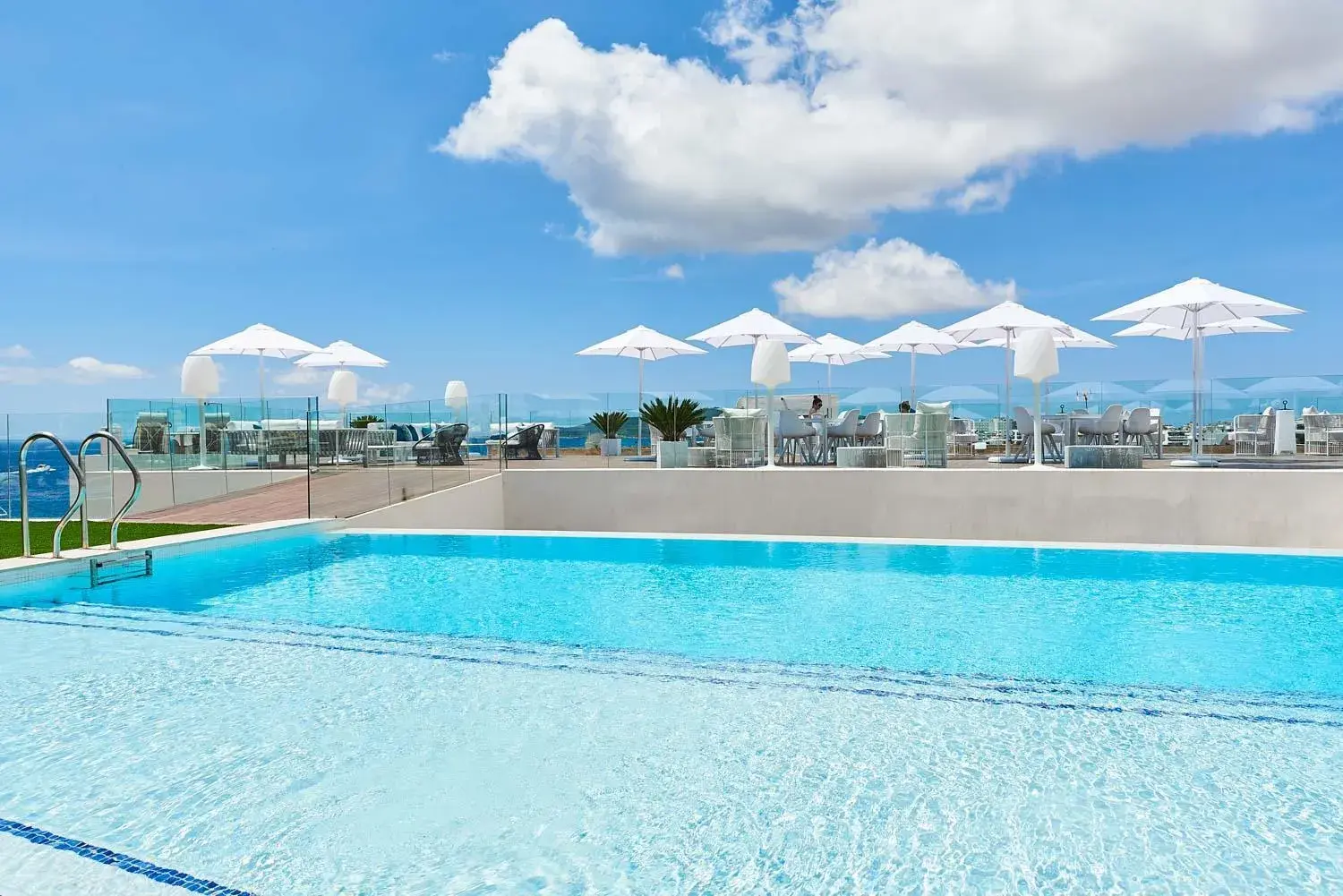 Swimming pool in Eurostars Ibiza Swimming pool in Eurostars Ibiza