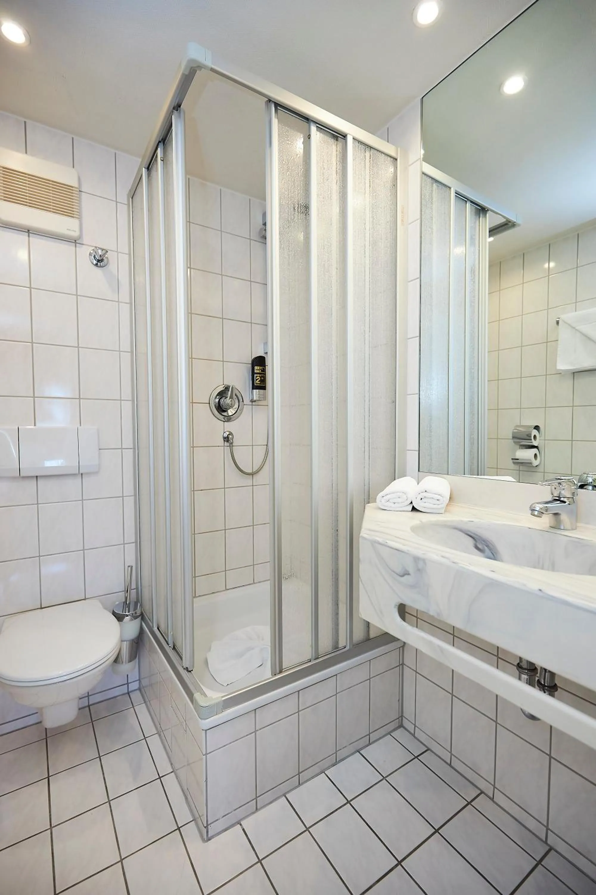 Bathroom in ERCK- Hotel & Gastronomie