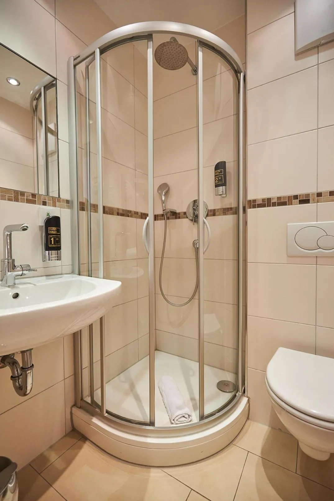 Shower in ERCK- Hotel & Gastronomie