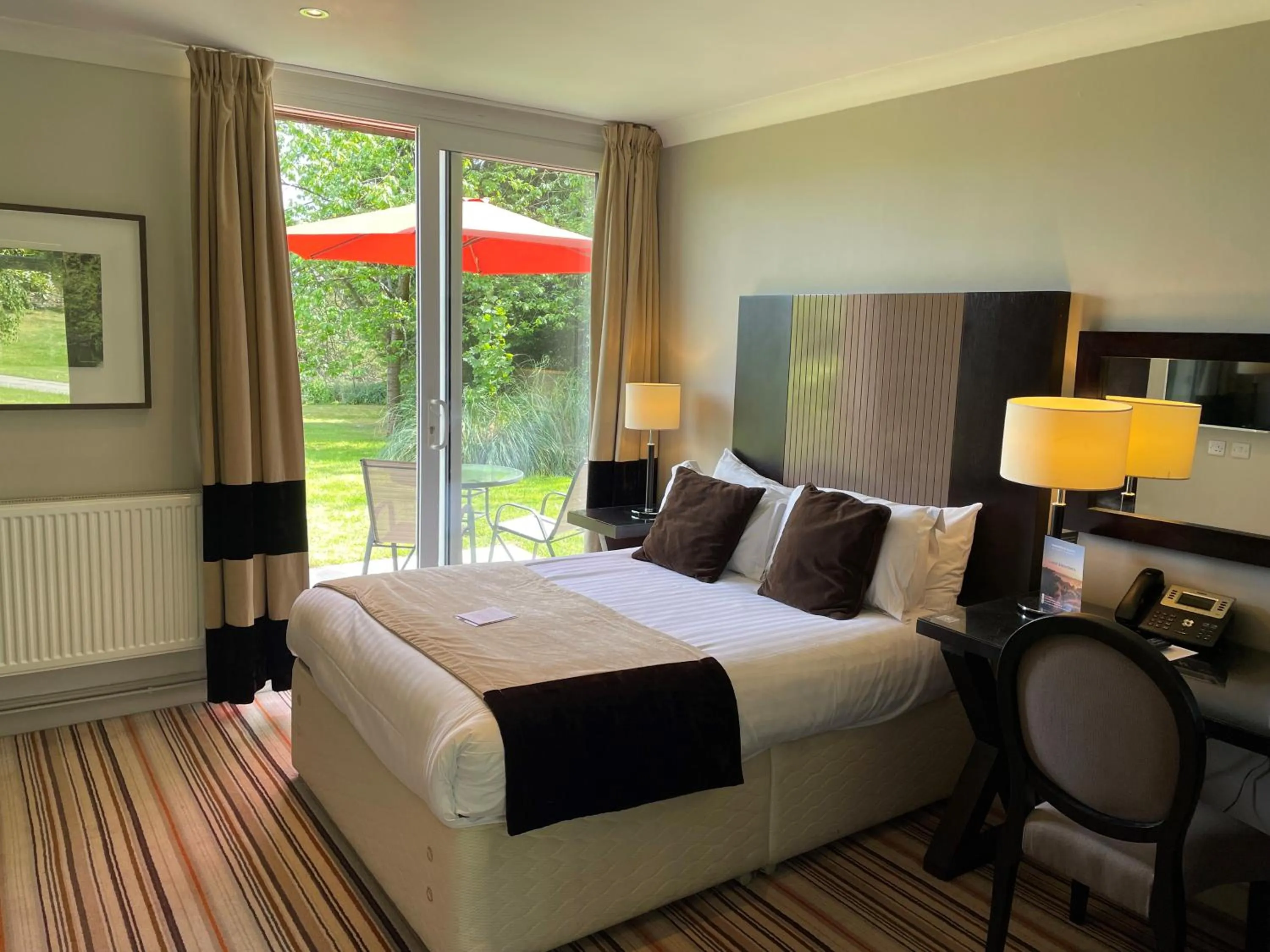 Bed in Hartsfield Manor