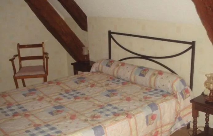 Double Room in Moulin de Bourgchateau