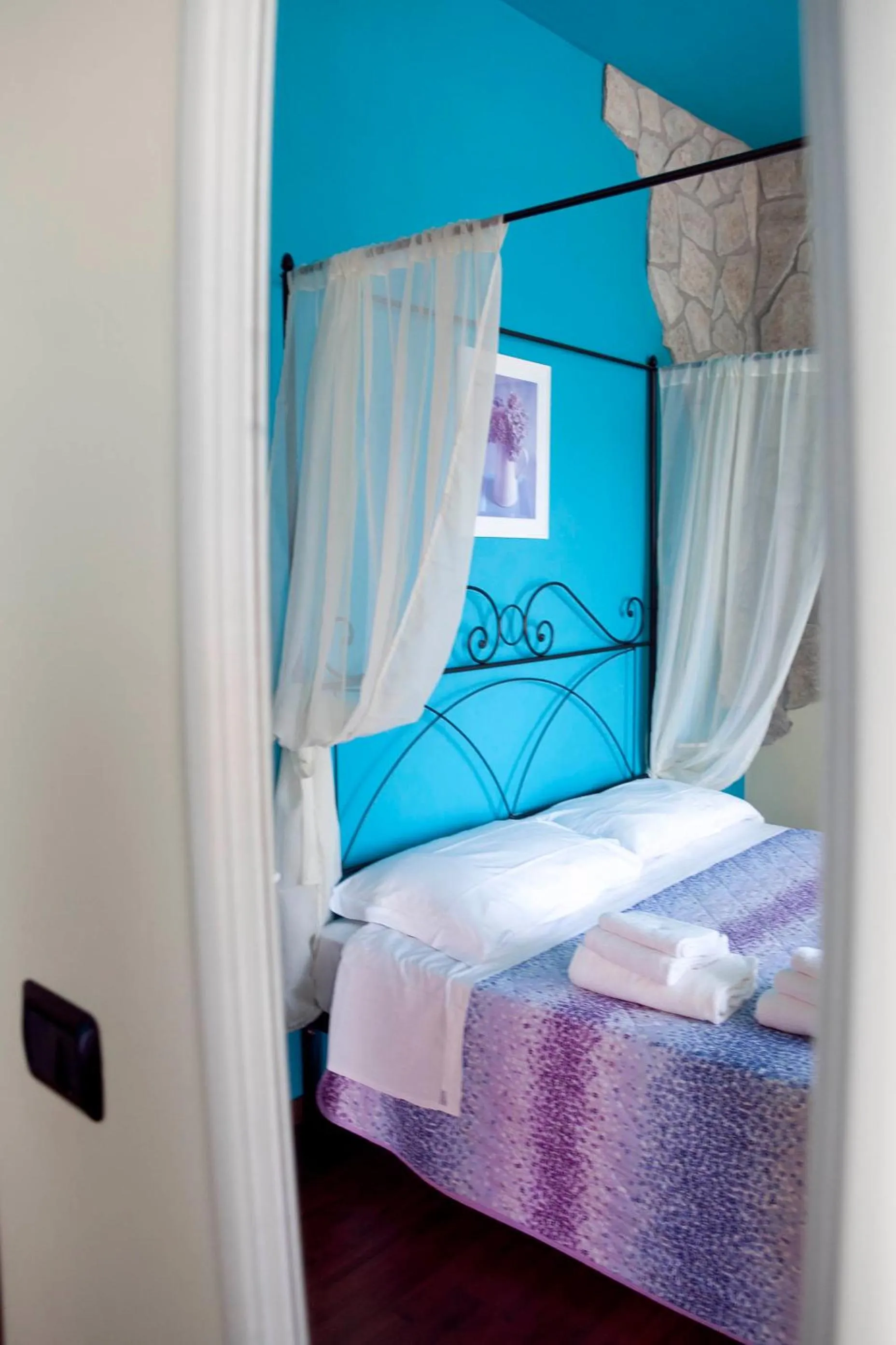 Photo of the whole room, Bed in B&B Raffiori