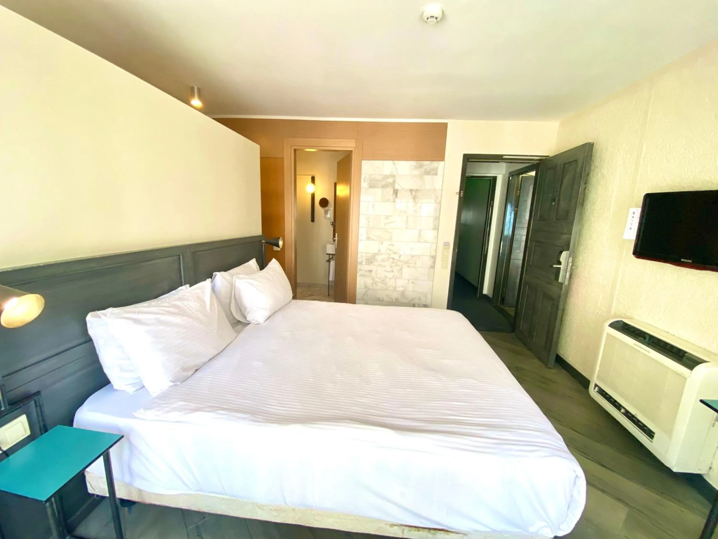 Massage, Bed in Faros Hotel Taksim-Special Category