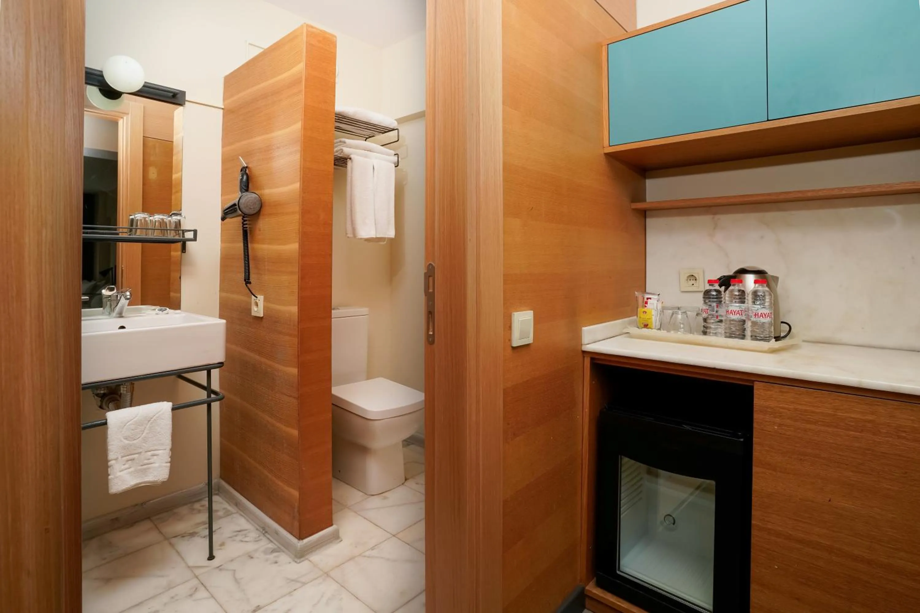 Shower in Faros Hotel Taksim-Special Category