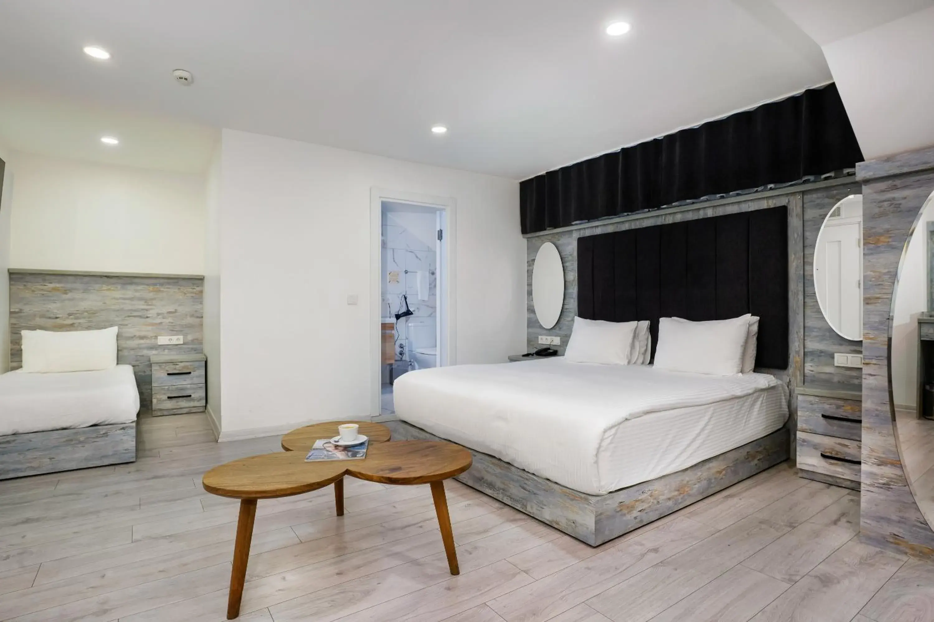 Standard Family Room in Faros Hotel Taksim-Special Category Standard Family Room in Faros Hotel Taksim-Special Category