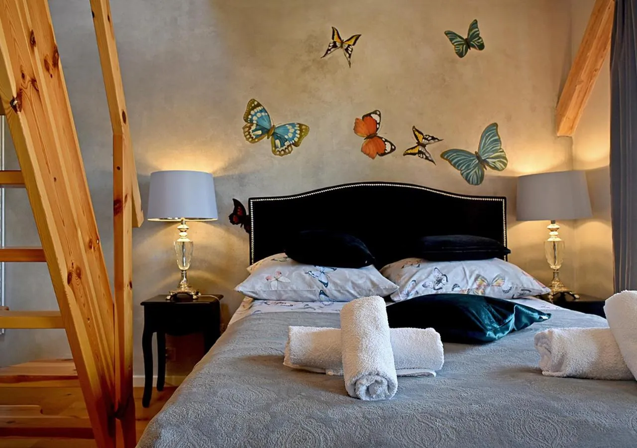 Bed in Dali ApartHOTEL