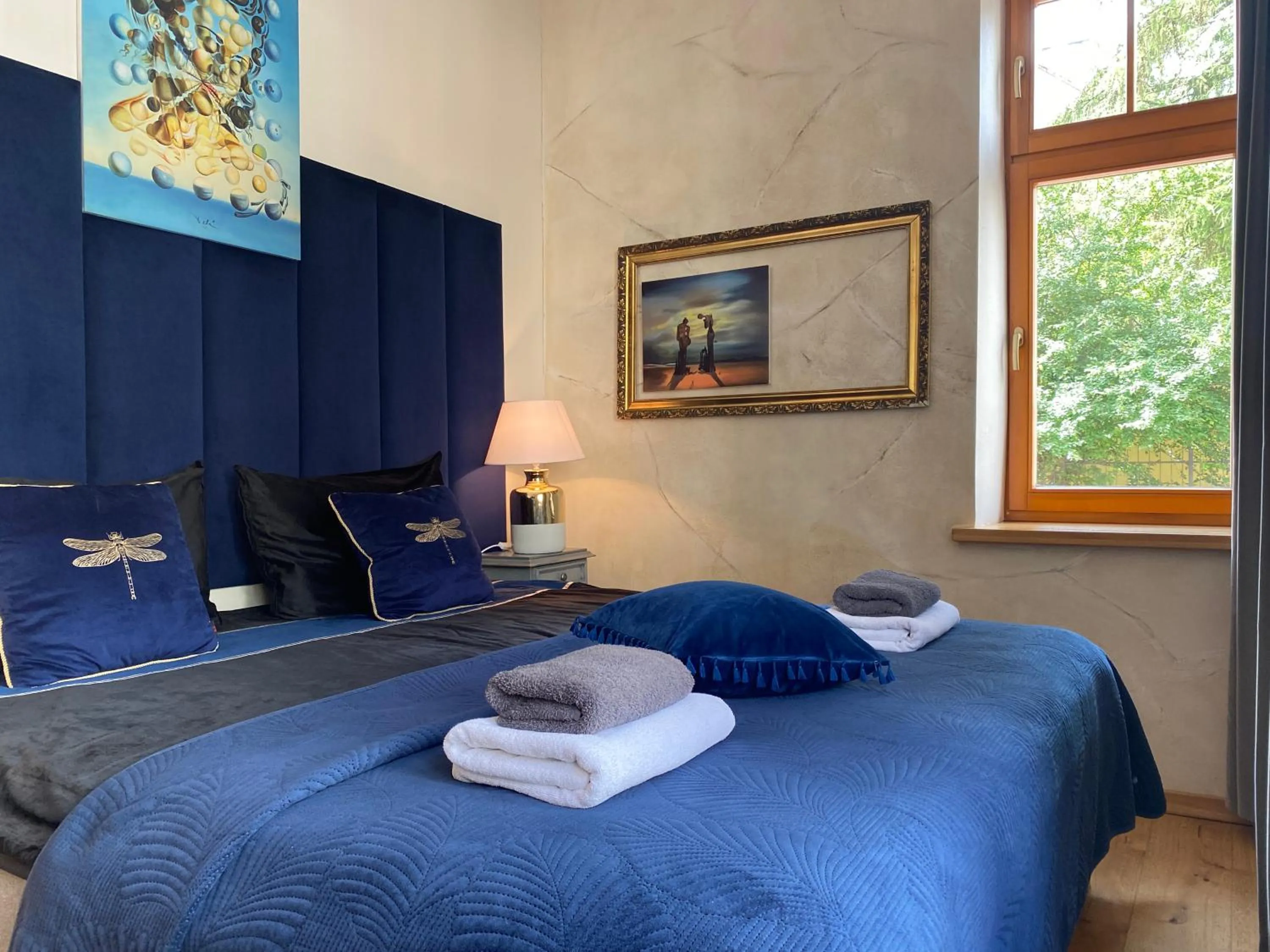 Bed in Dali ApartHOTEL