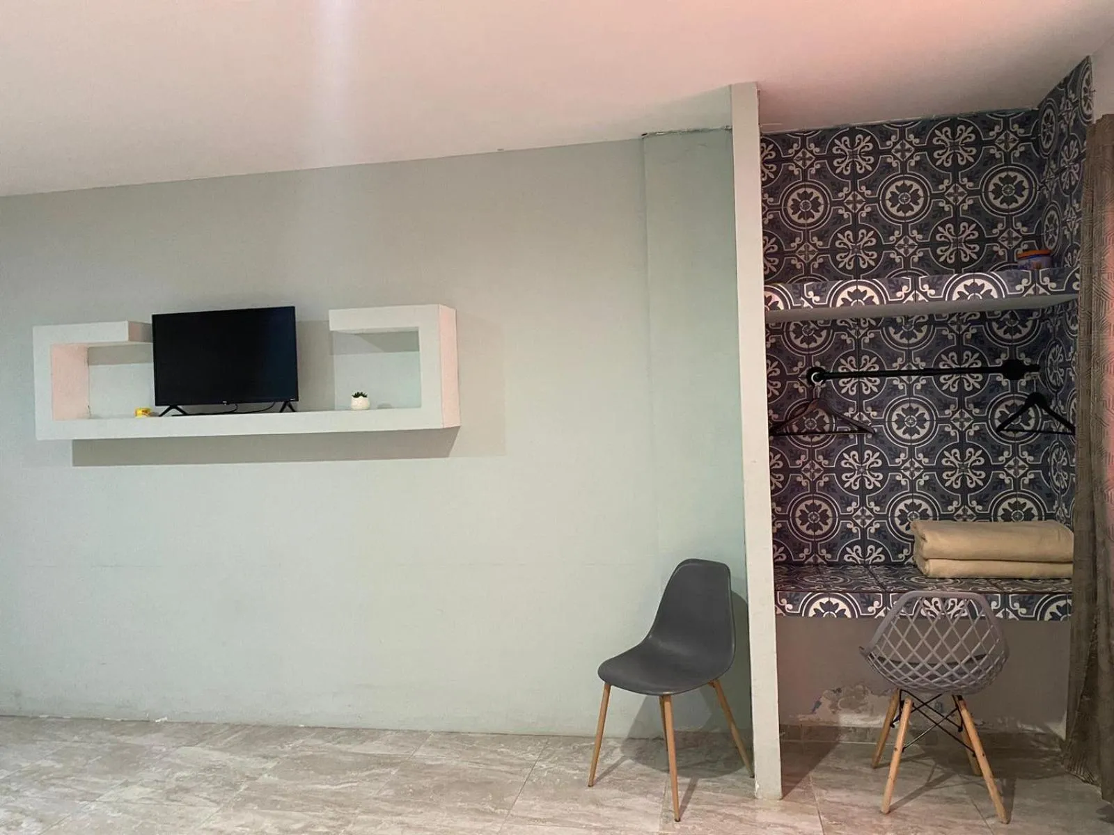 TV and multimedia in Hotel Awazul Bacalar