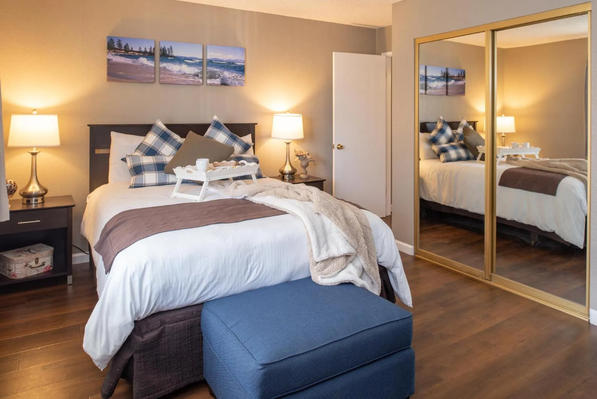 Bedroom, Bed in Thunderbird Resort Club