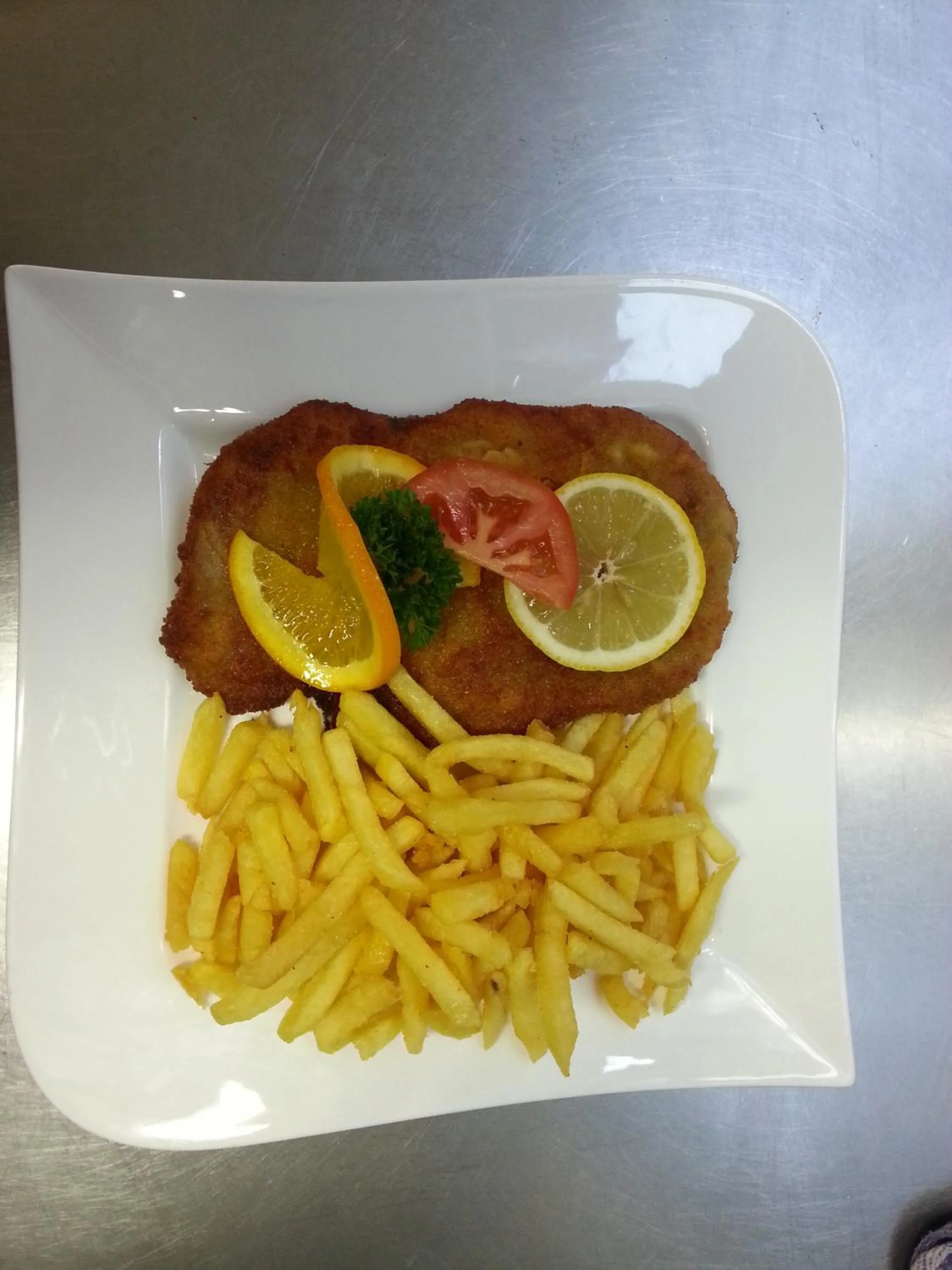 Food and drinks in Hotel-Café-Burg Stahleck