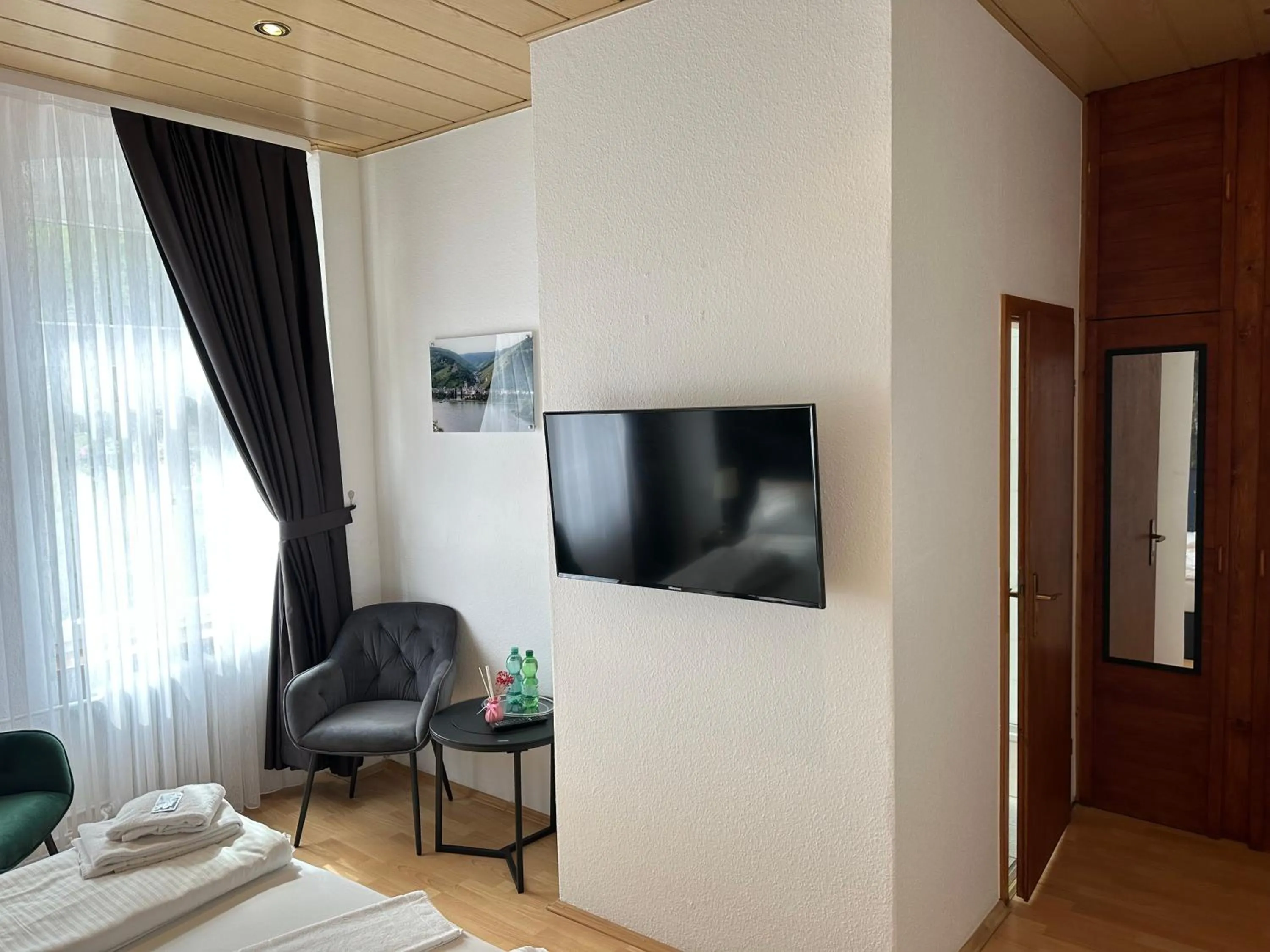 TV and multimedia in Hotel-Café-Burg Stahleck
