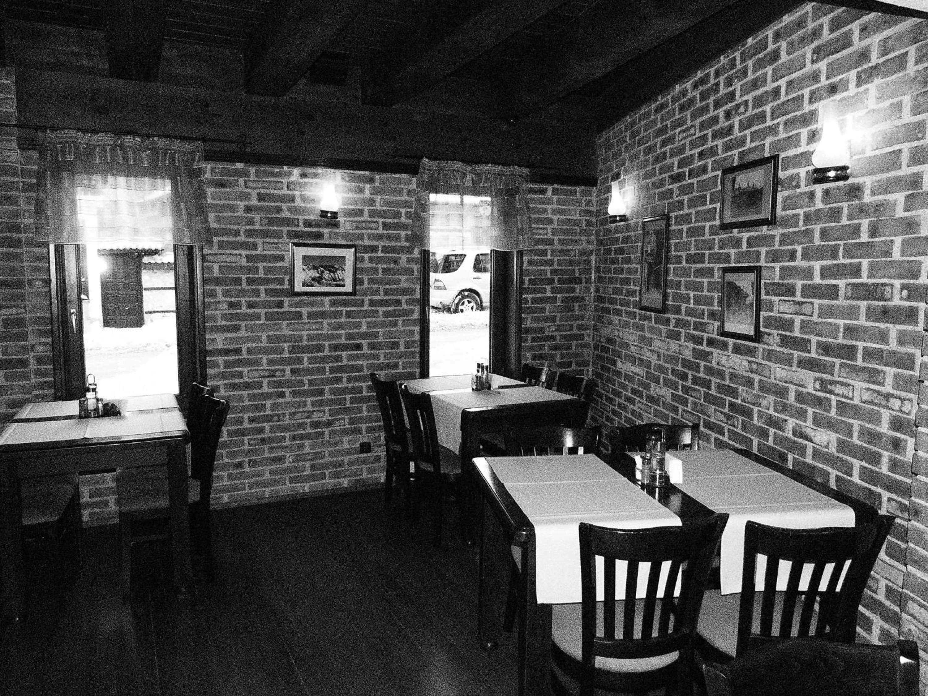 Restaurant/places to eat in Family Hotel Lazur