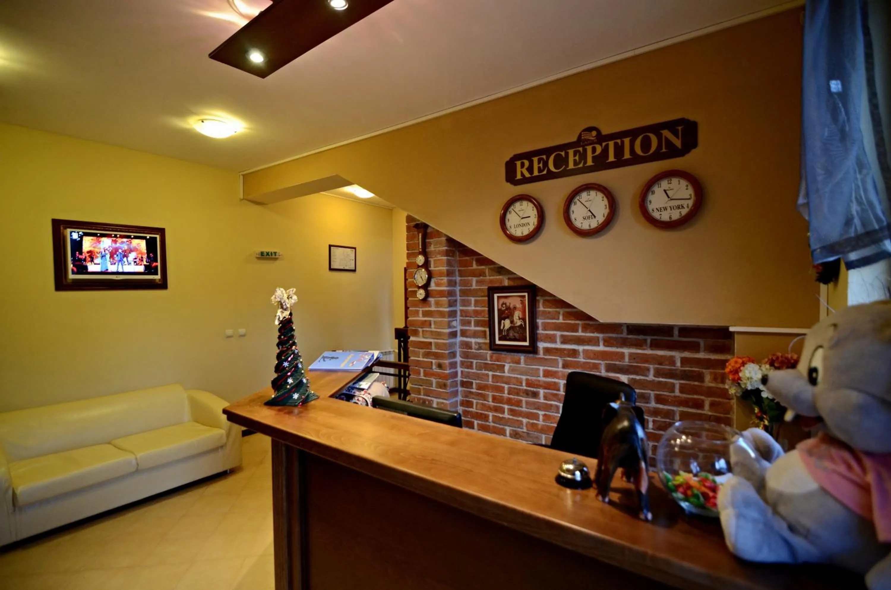 Lobby or reception in Family Hotel Lazur