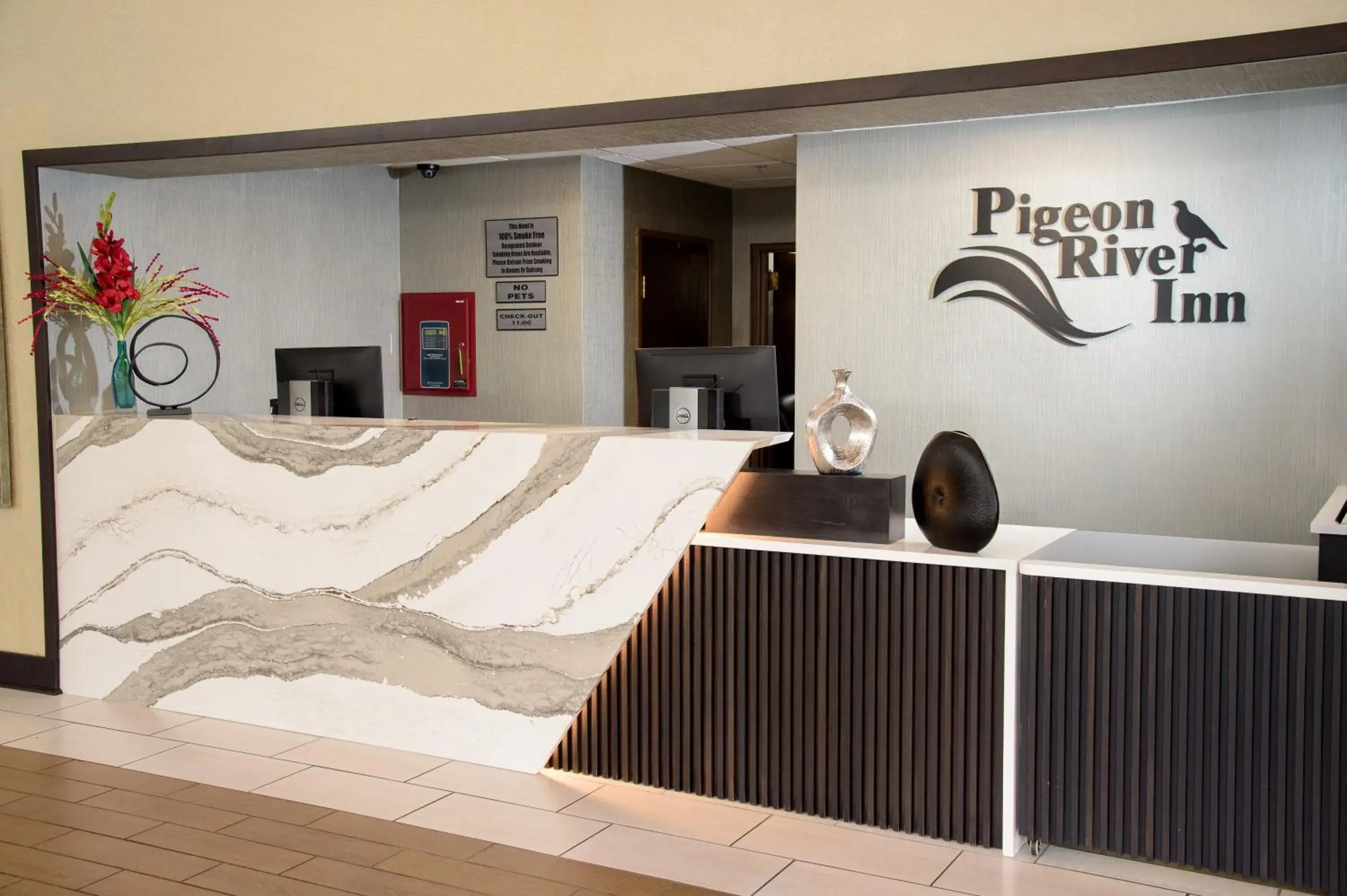Lobby or reception in Pigeon River Inn Lobby or reception in Pigeon River Inn